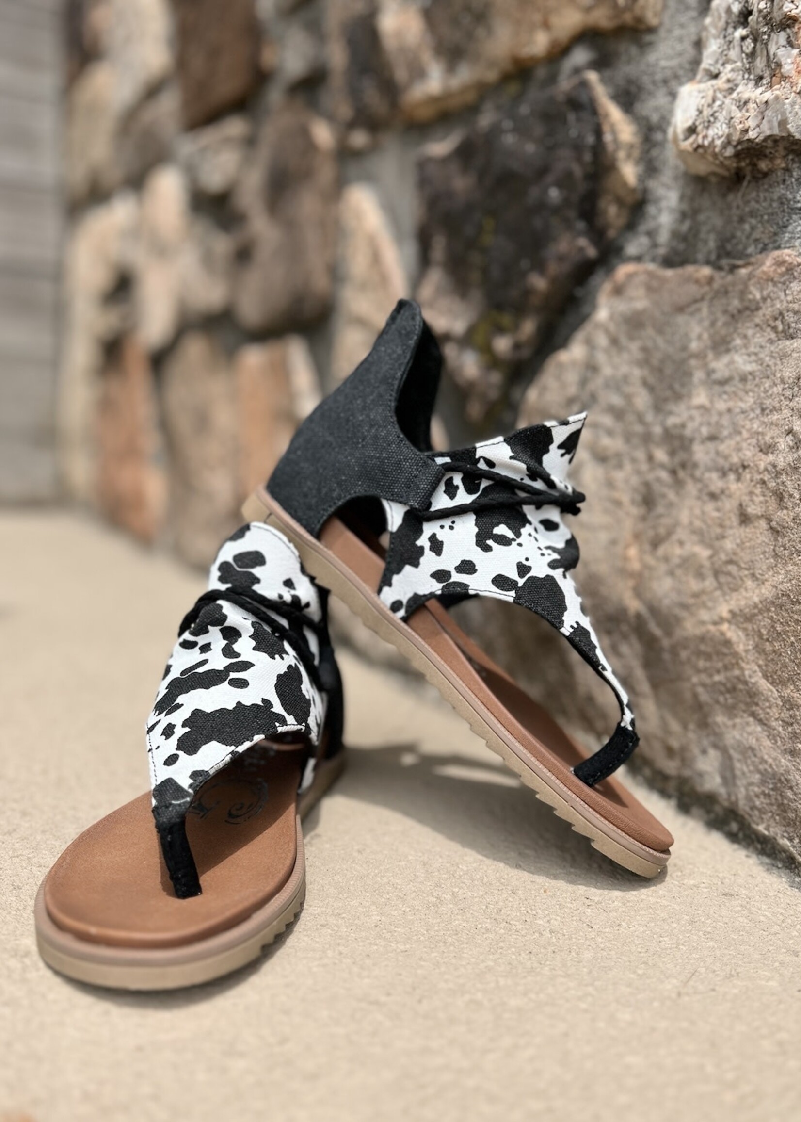 Very G Very G Angelika Black Cow Sandals