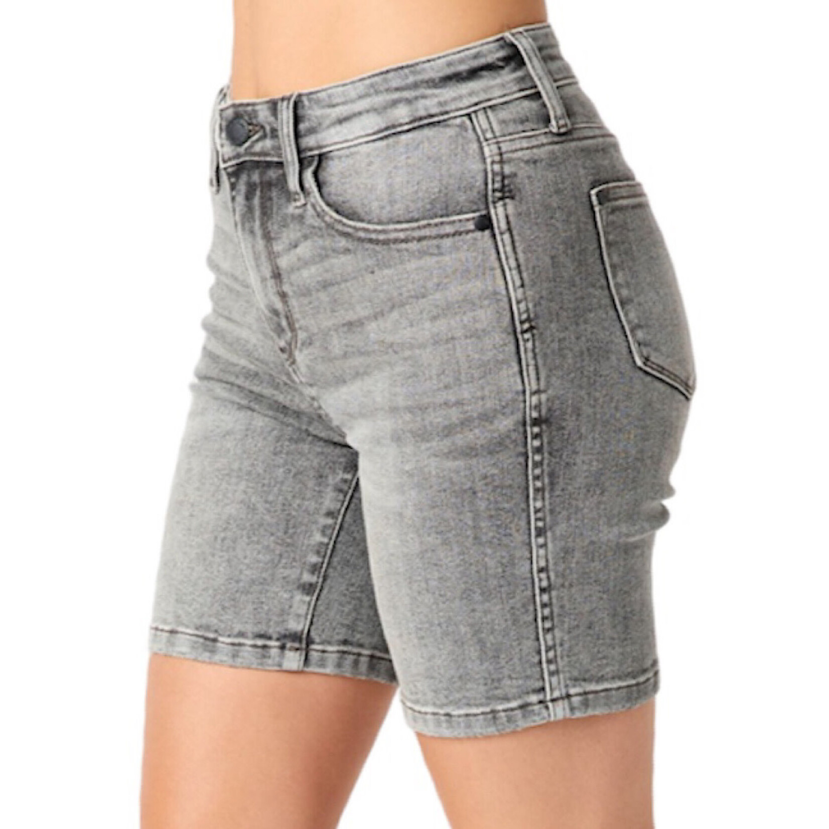 Judy Blue Judy Blue Grey Mid Rise Contrast Wash Bermuda Shorts JB150230