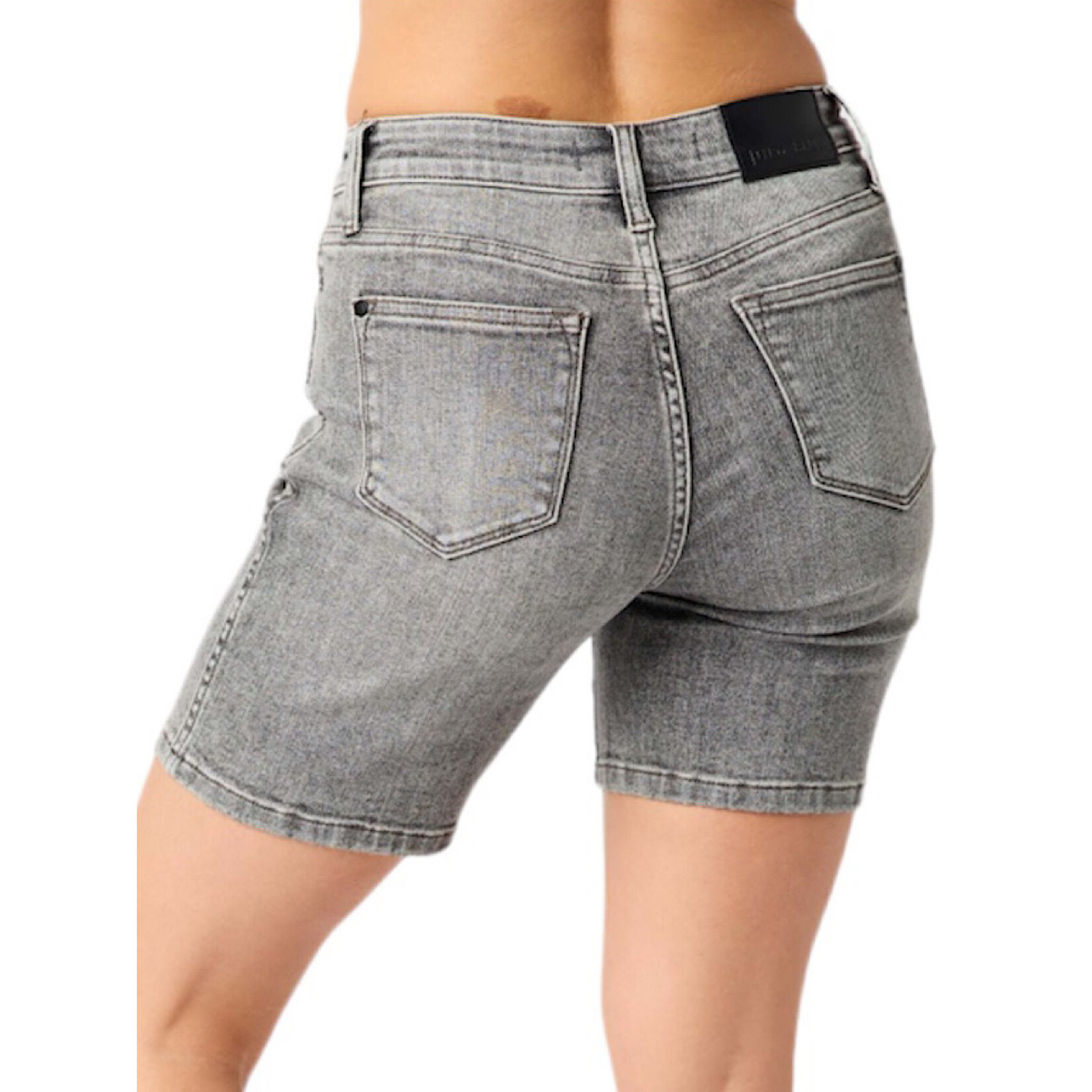 Judy Blue Judy Blue Grey Mid Rise Contrast Wash Bermuda Shorts JB150230