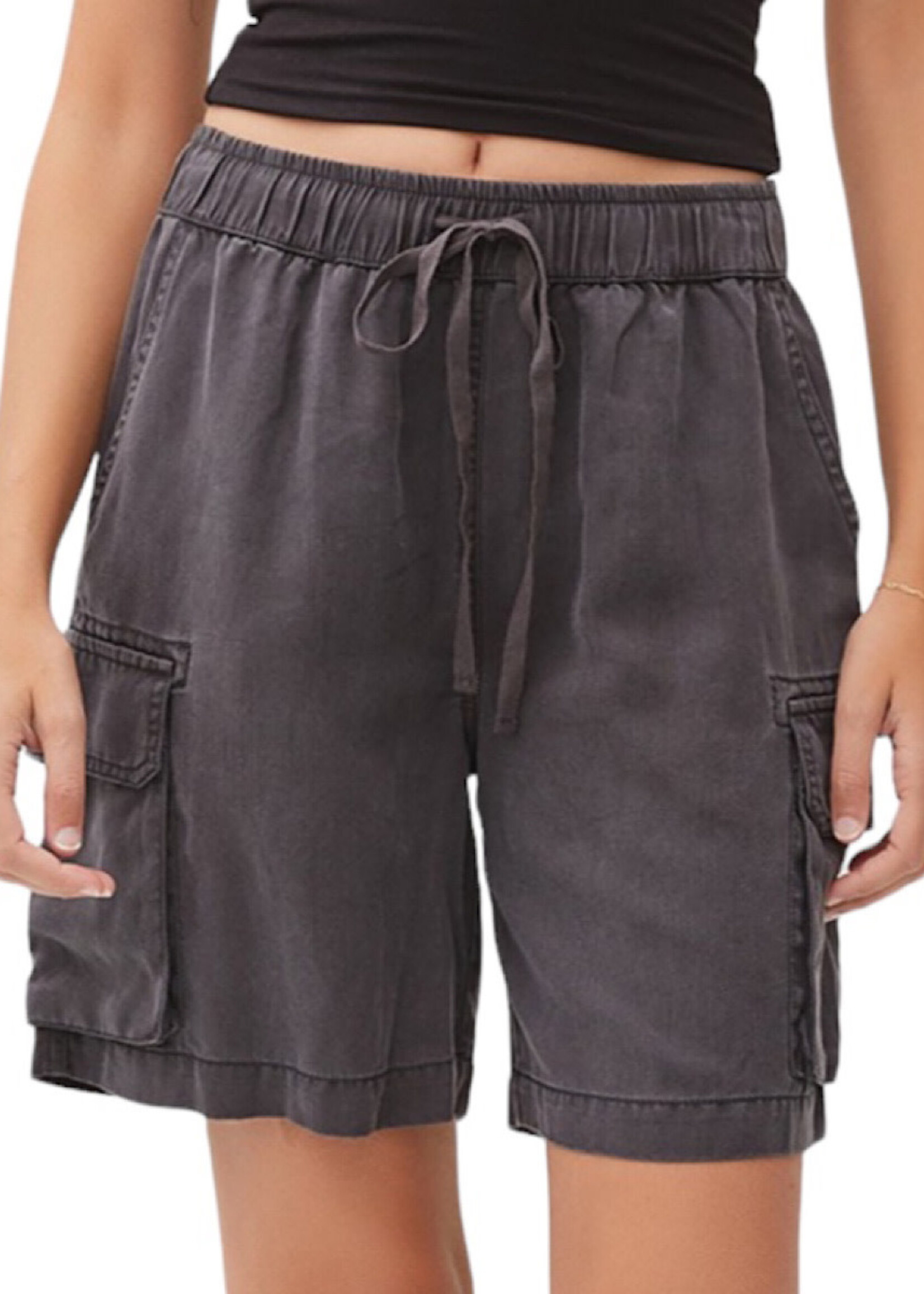 Tencel Shorts with Elastic Drawstring Waistline and Cargo Pockets