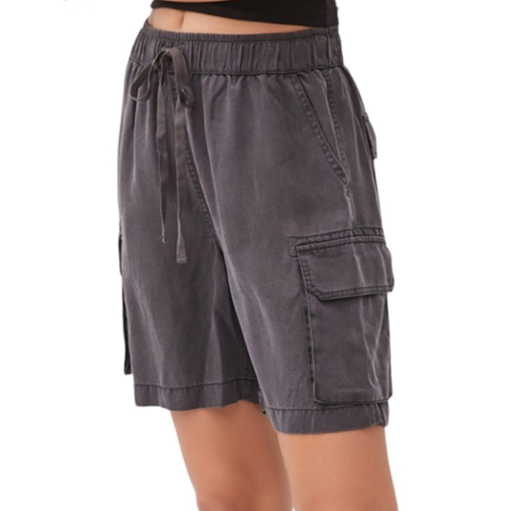 Tencel Shorts with Elastic Drawstring Waistline and Cargo Pockets