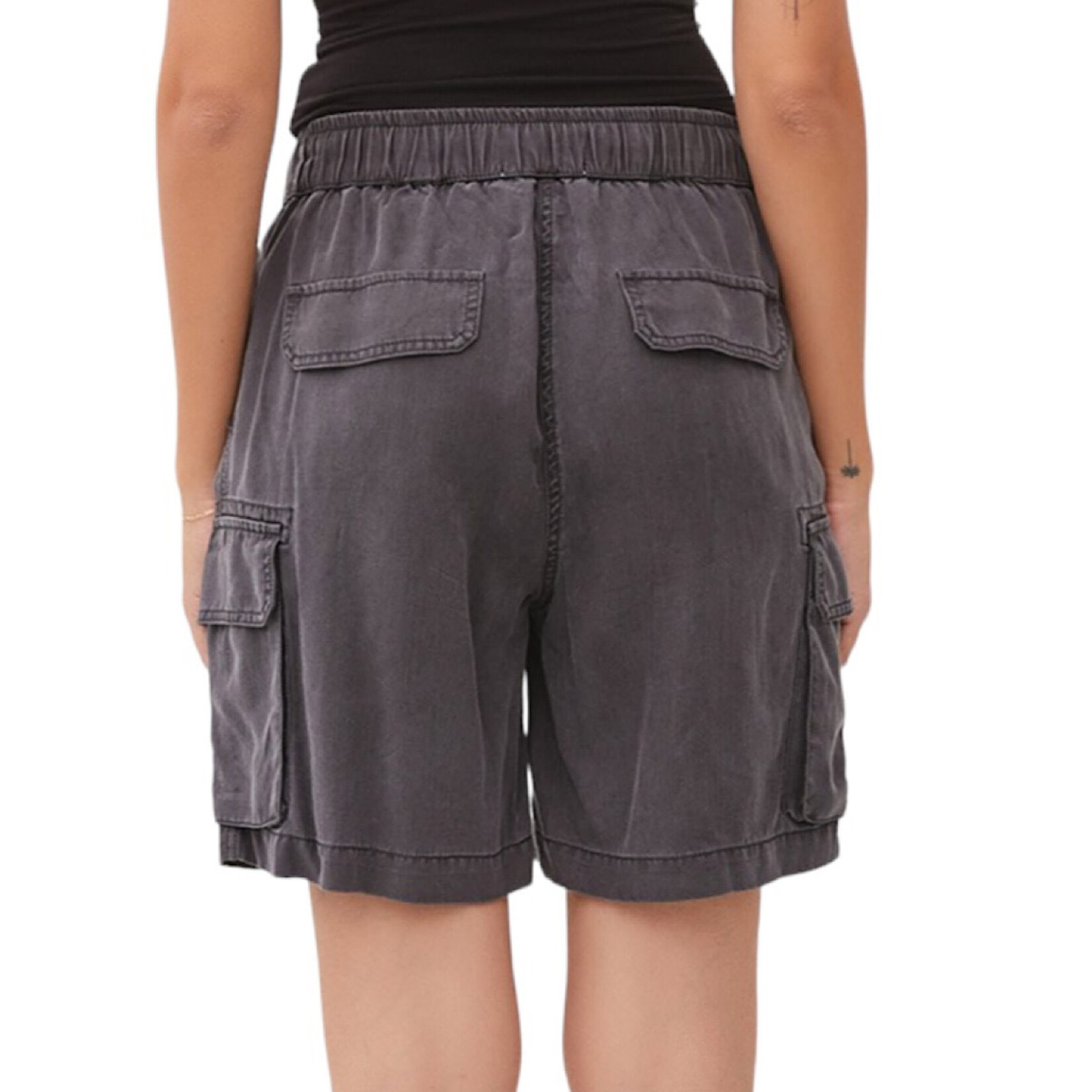 Tencel Shorts with Elastic Drawstring Waistline and Cargo Pockets