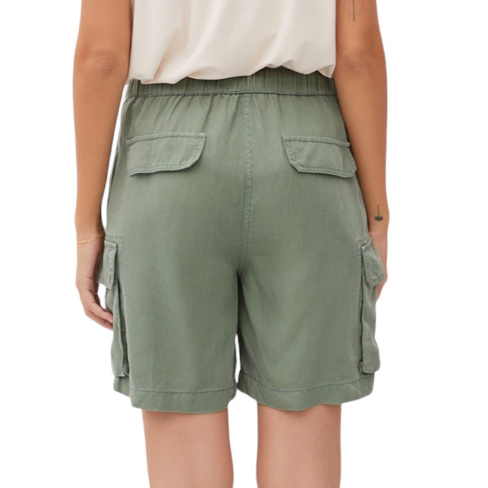 Tencel Shorts with Elastic Drawstring Waistline and Cargo Pockets