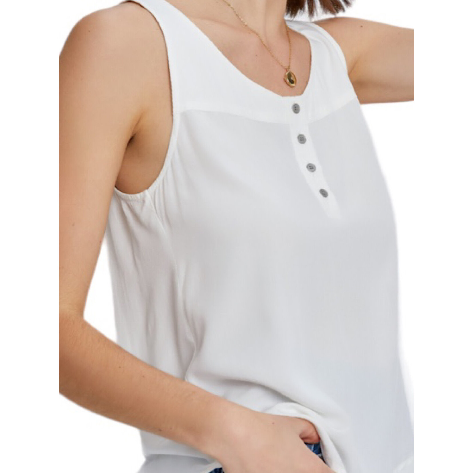Off White Scoop Neck Flowy Tank With 3/4 Metal Buttons