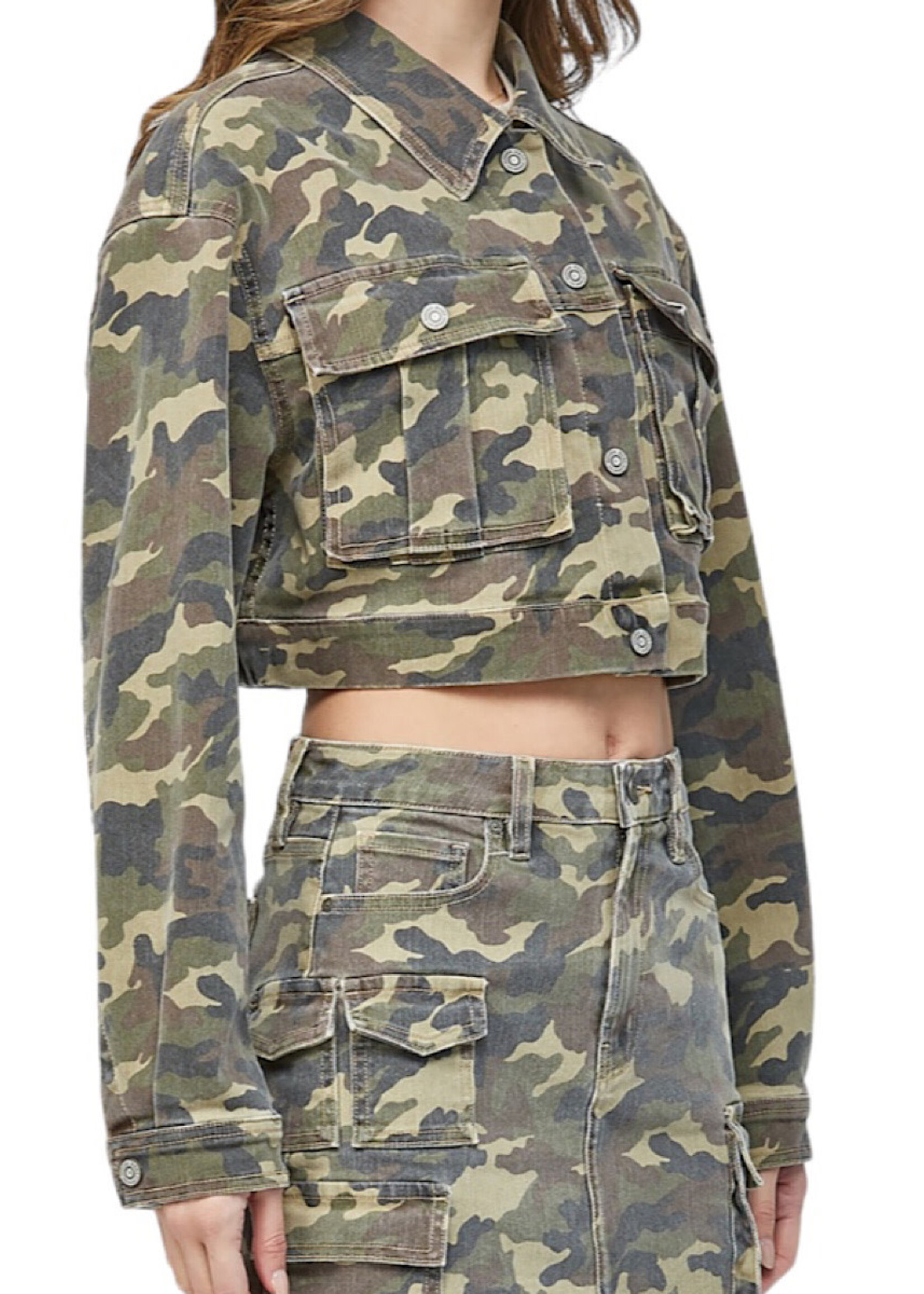 Hidden Camo Cropped Cargo Jacket