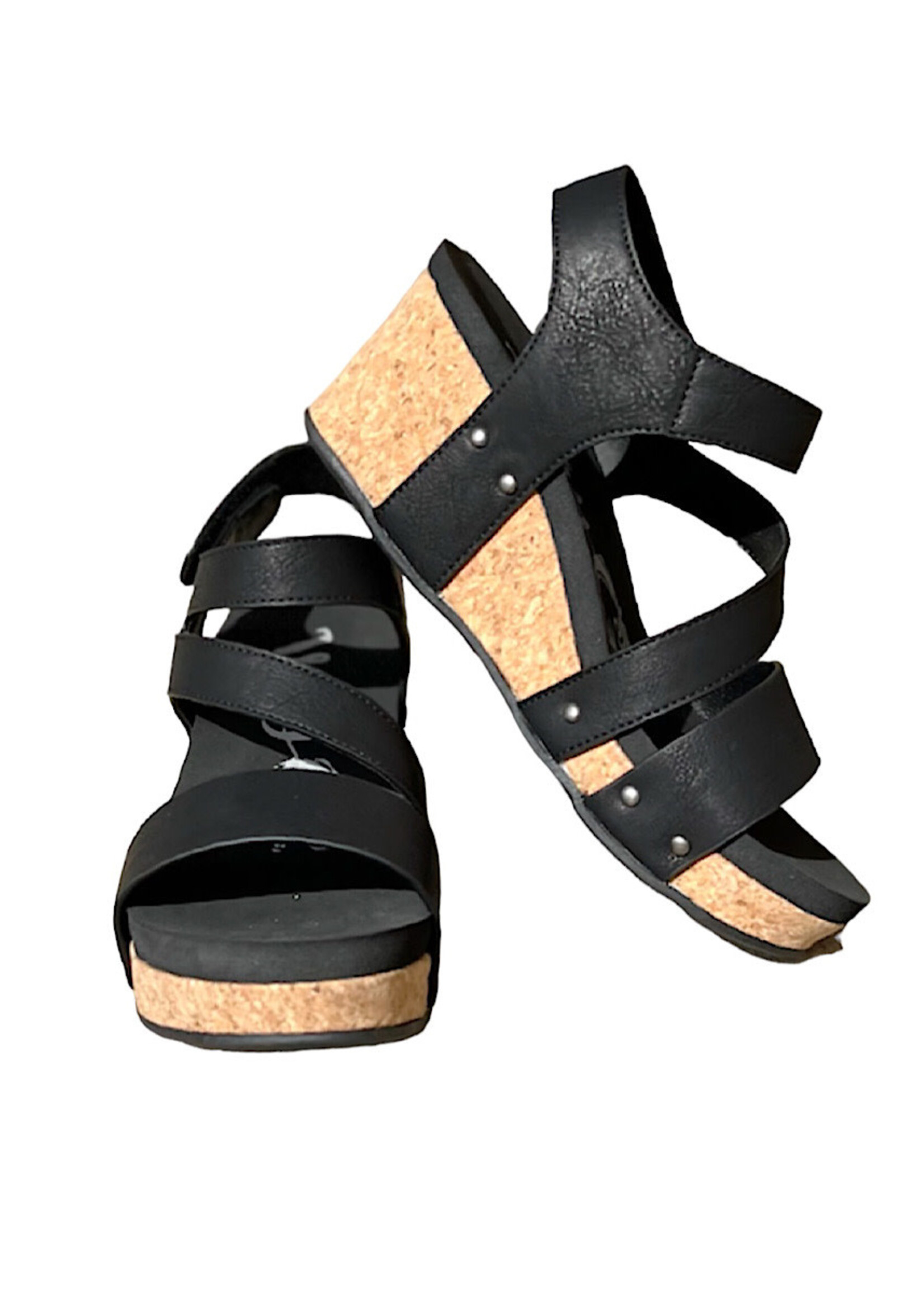 Very G Casper Black Wedges