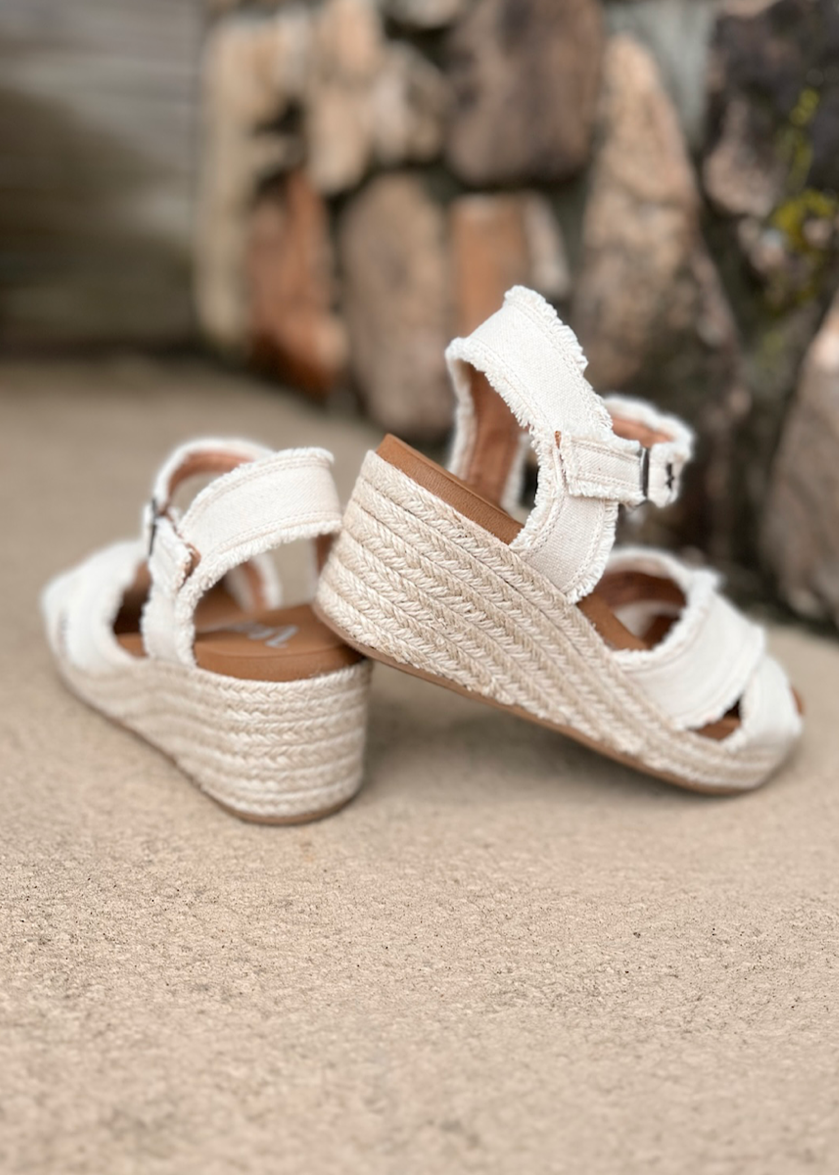 Very G Brista Cream Wedge