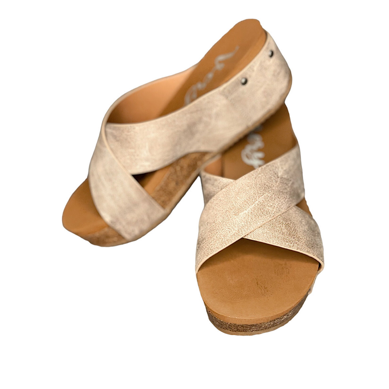 Very G Hero Cream Wedges