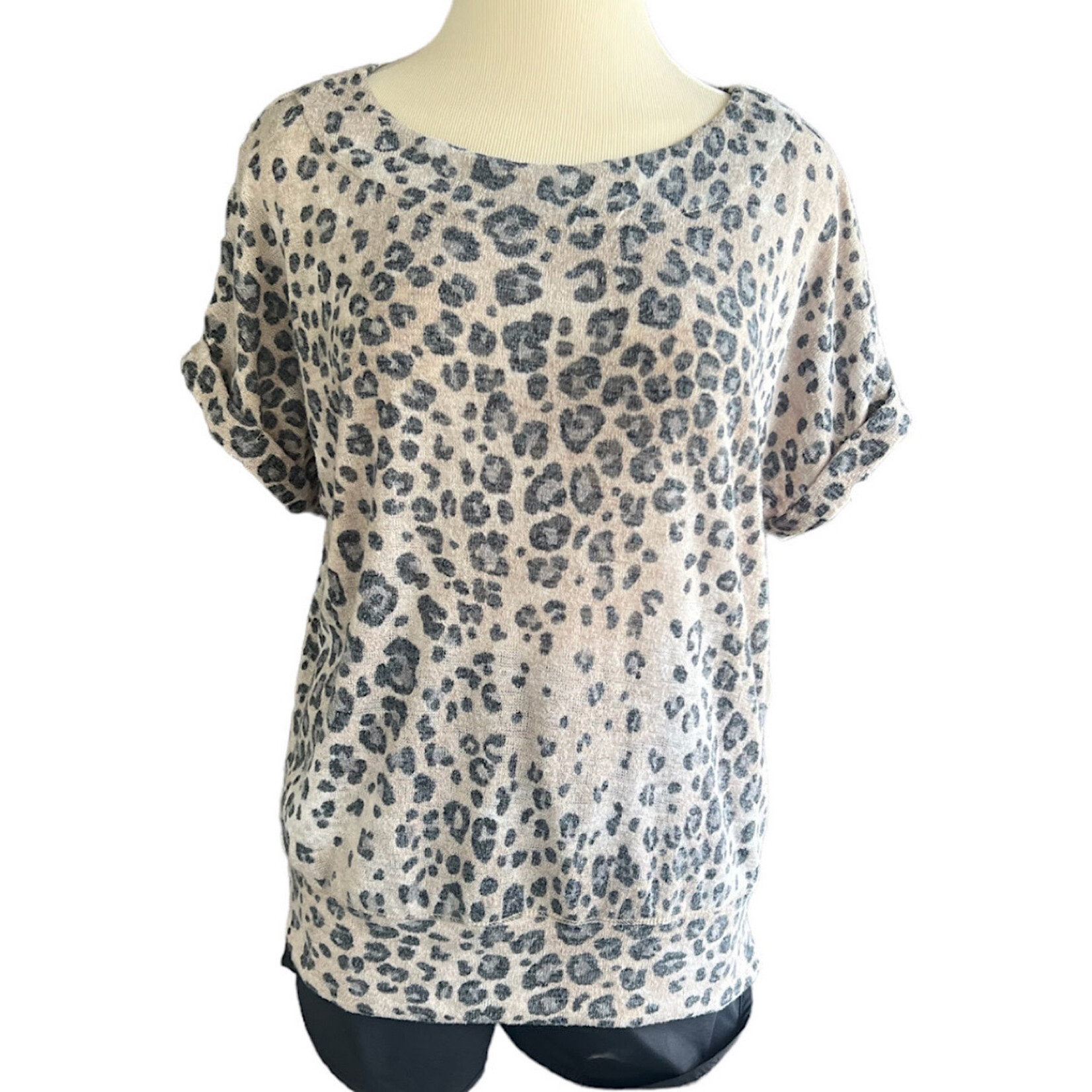 Andrea By Unit Tan Leopard Blouse Short Sleeve Top Size S-RF