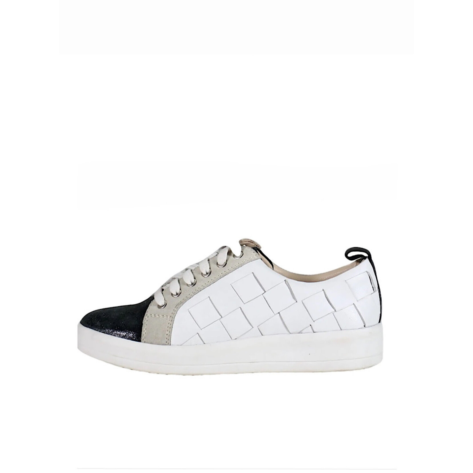 Yuli Ana Black and White Leather Sneaker