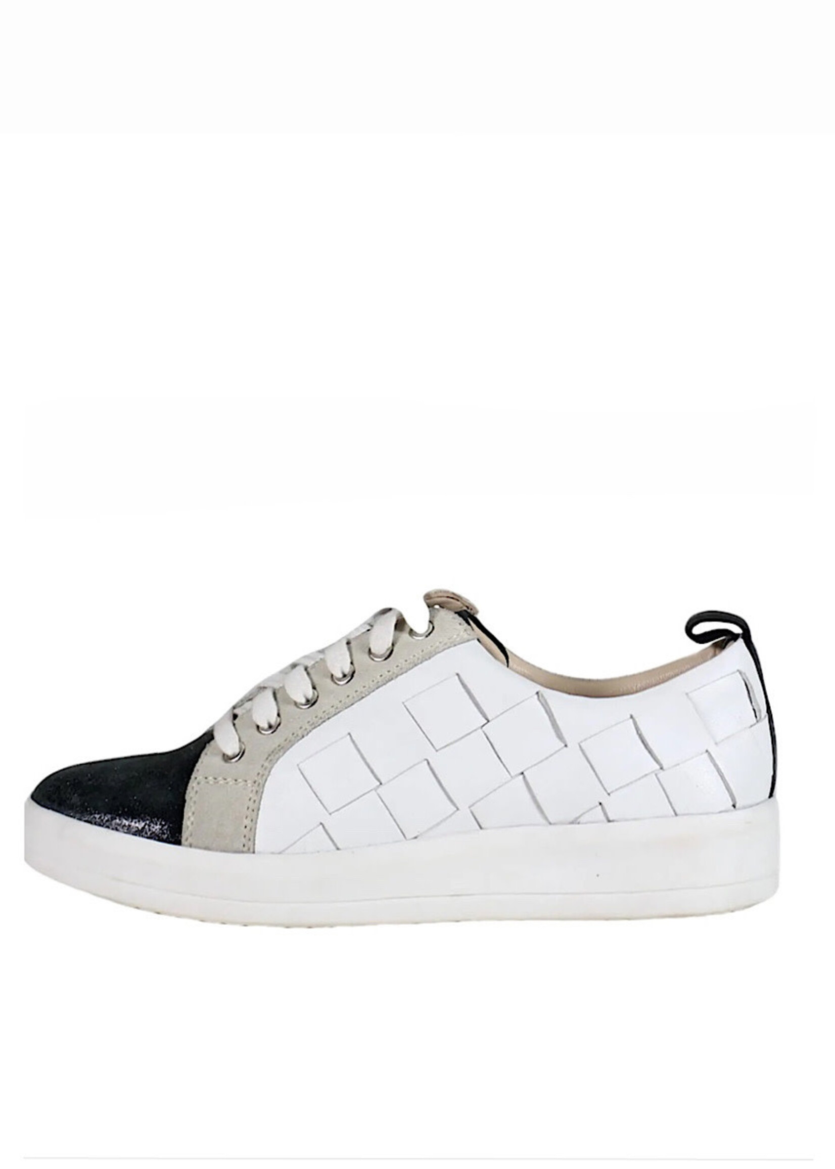 Yuli Ana Black and White Leather Sneaker