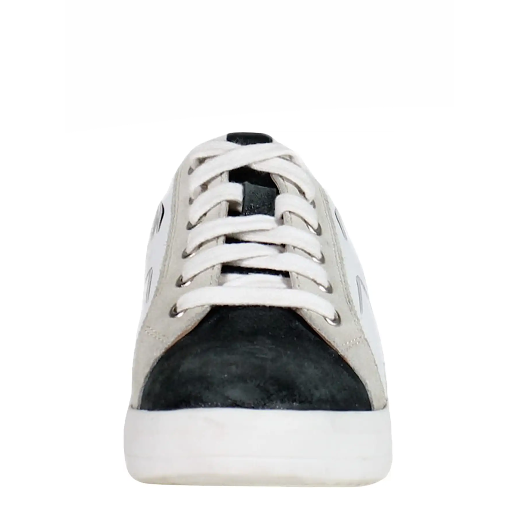 Yuli Ana Black and White Leather Sneaker