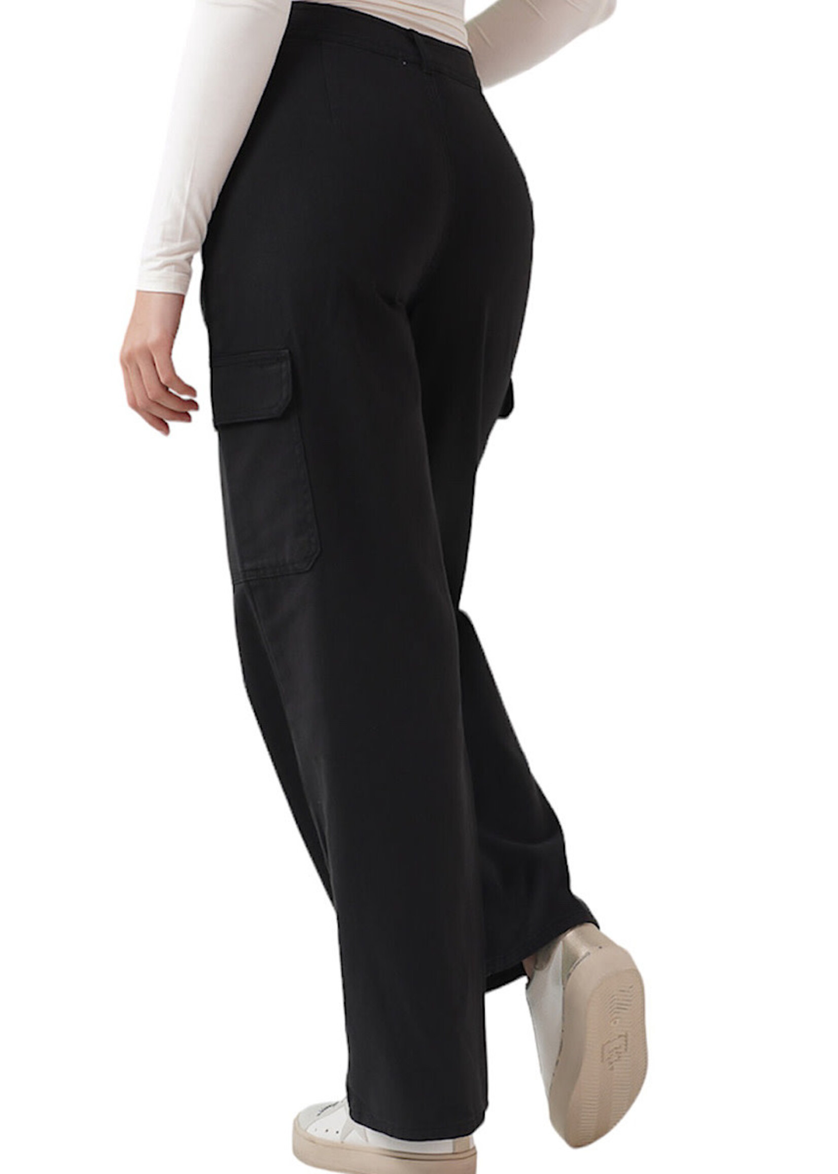 Black Straight Leg Cargo Pants
