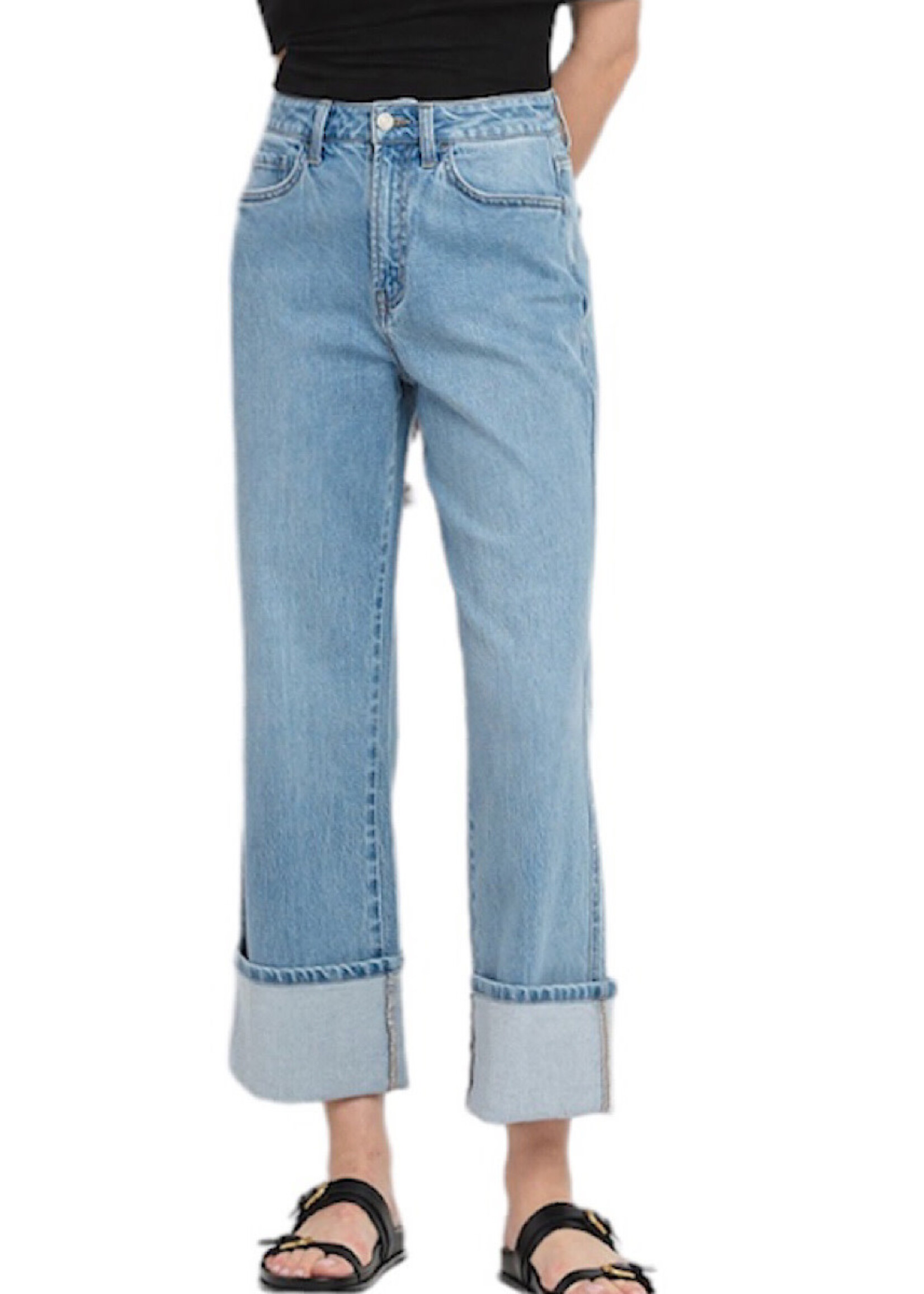 Vervet T6513 Super High Rise Cuffed Baggy Straight