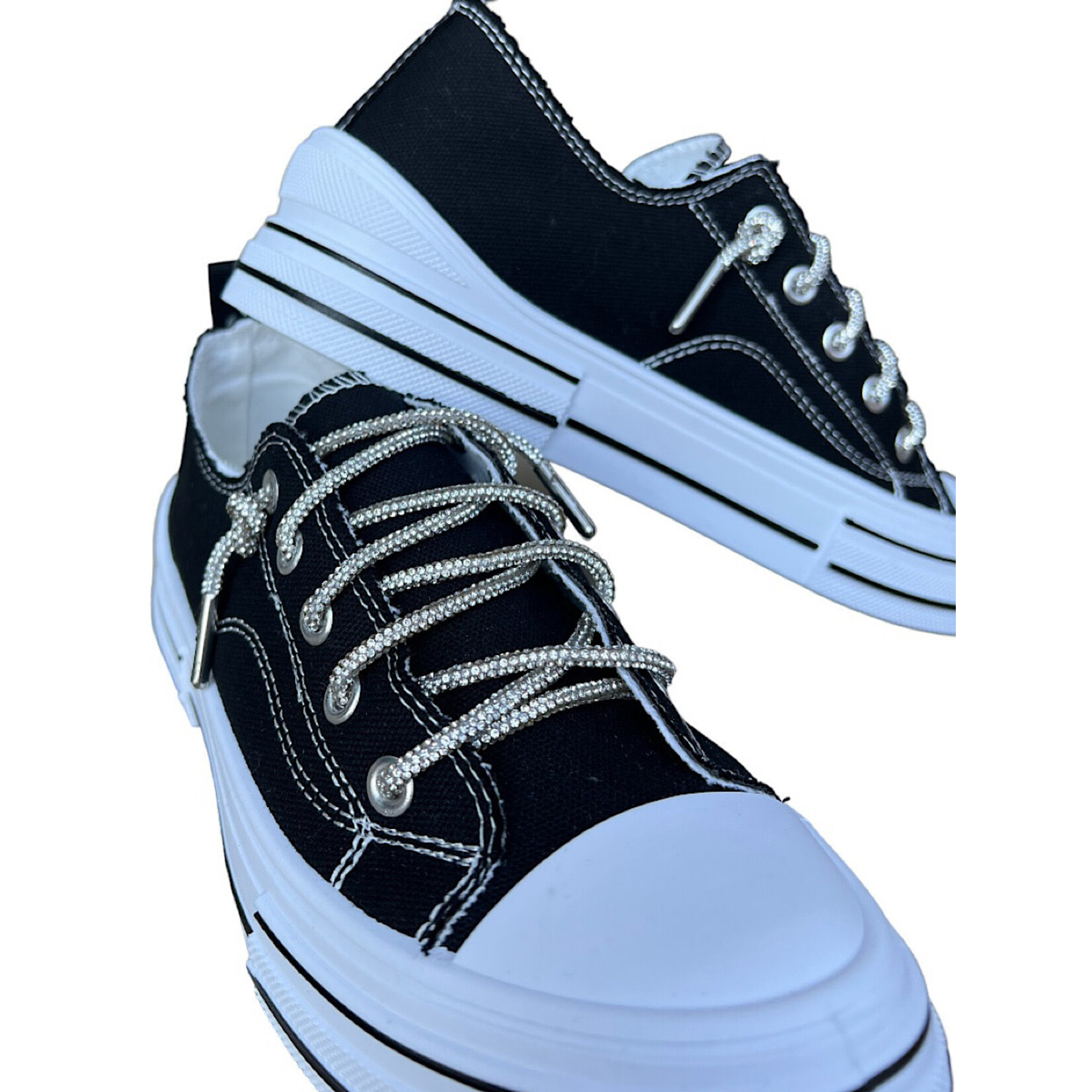 Very G Aman Black Sneakers