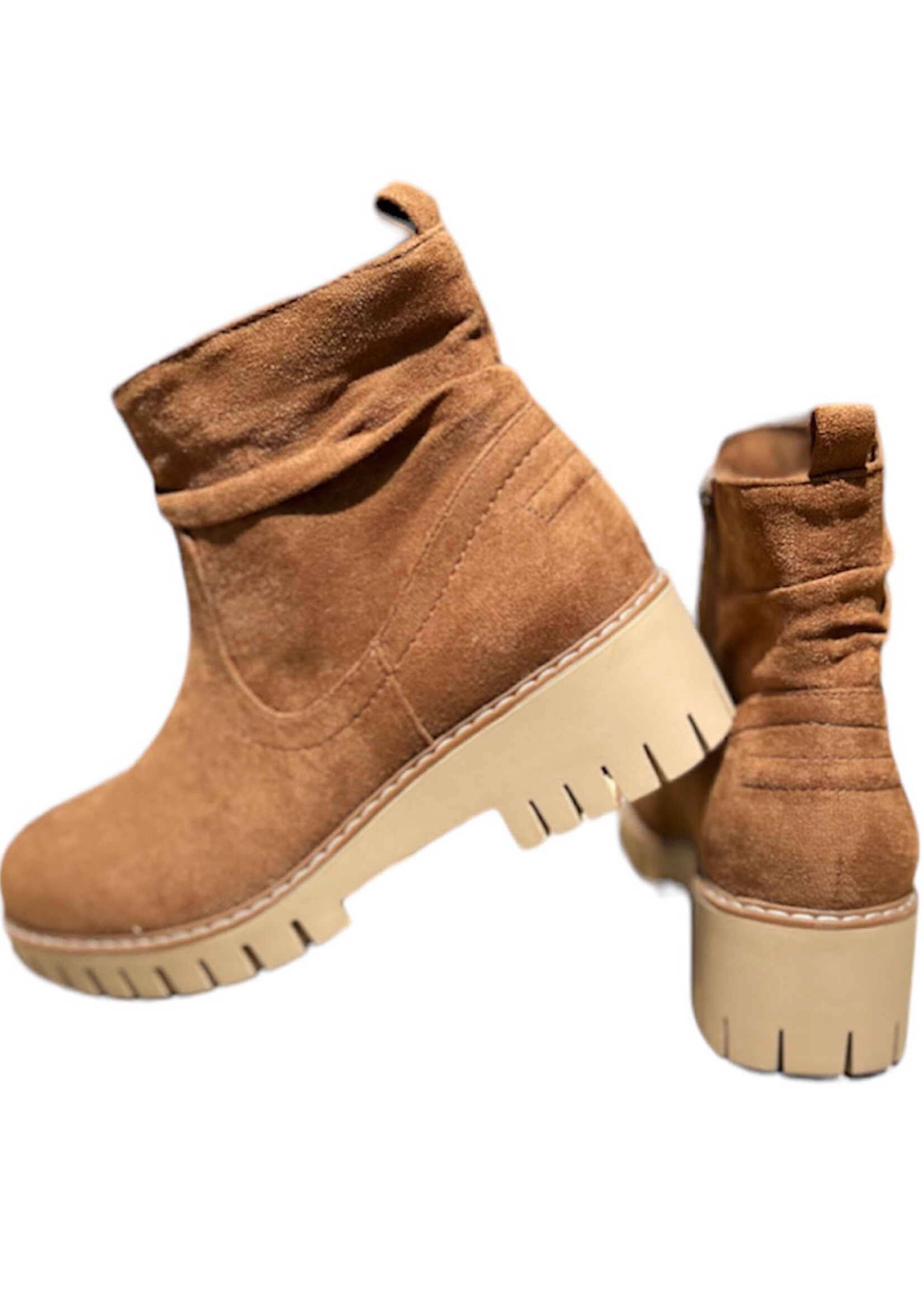 Very G Dashing Tan Boot