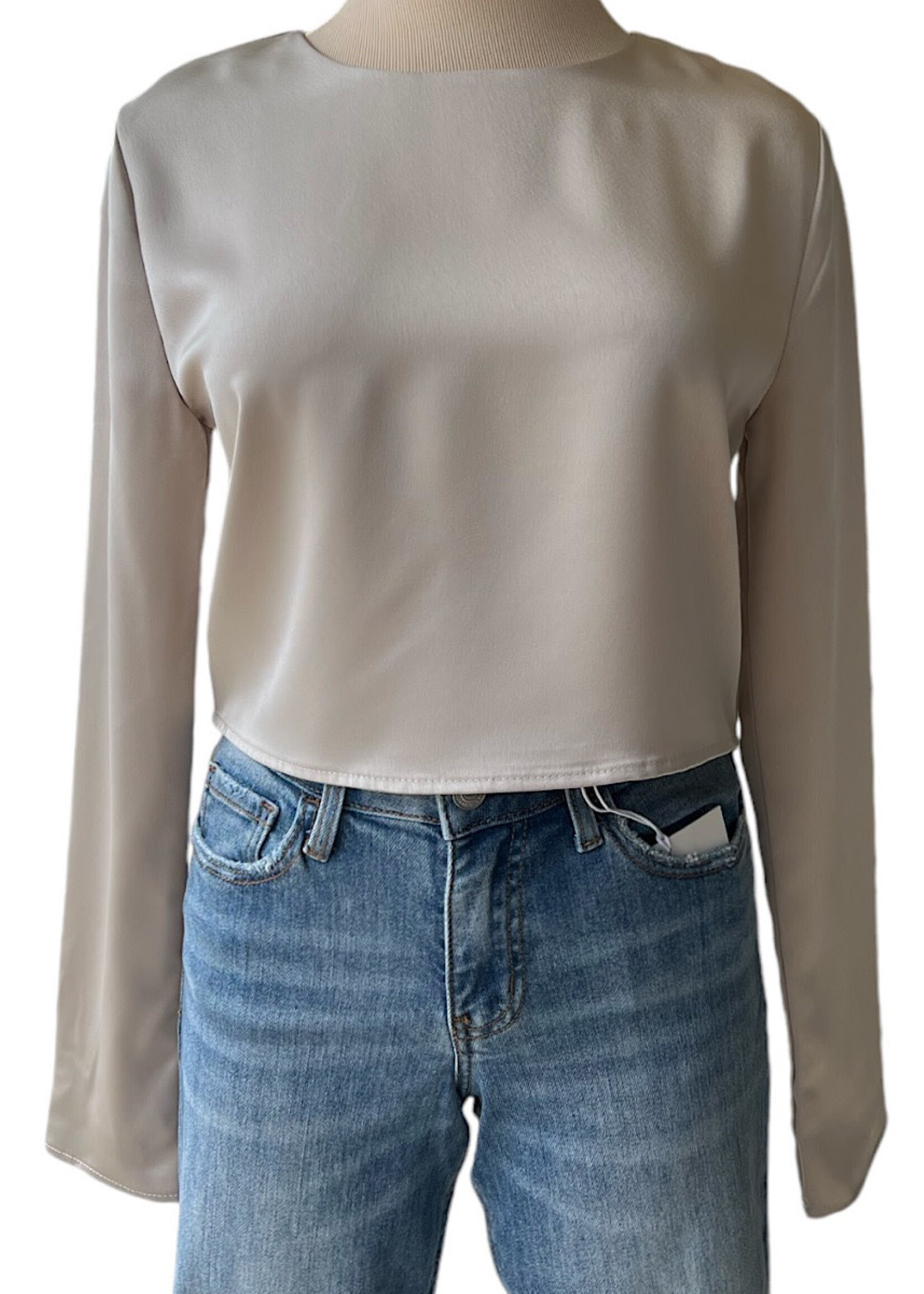 Round Neck Long Sleeve Crop Top