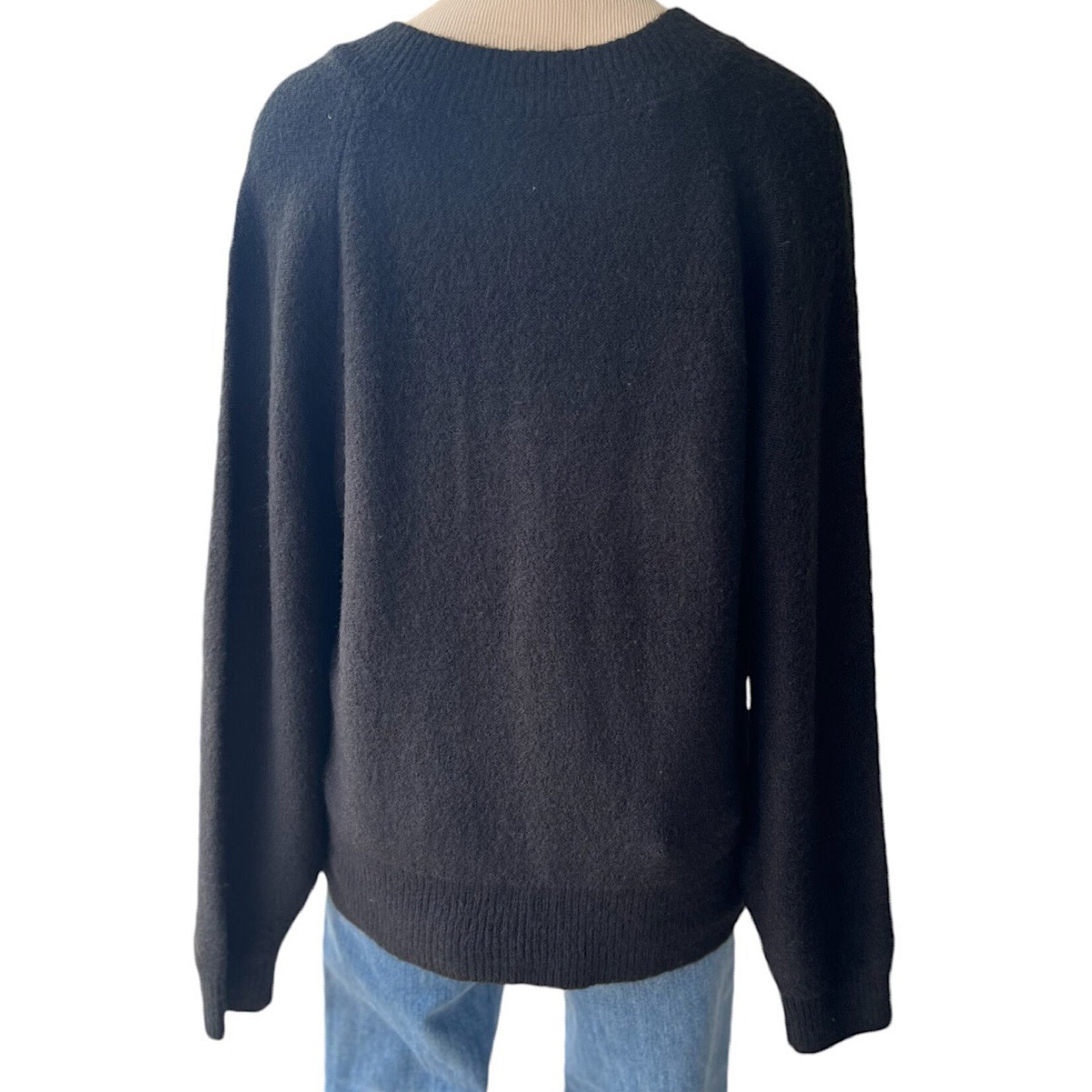 Long Sleeve V-Neck Sweater