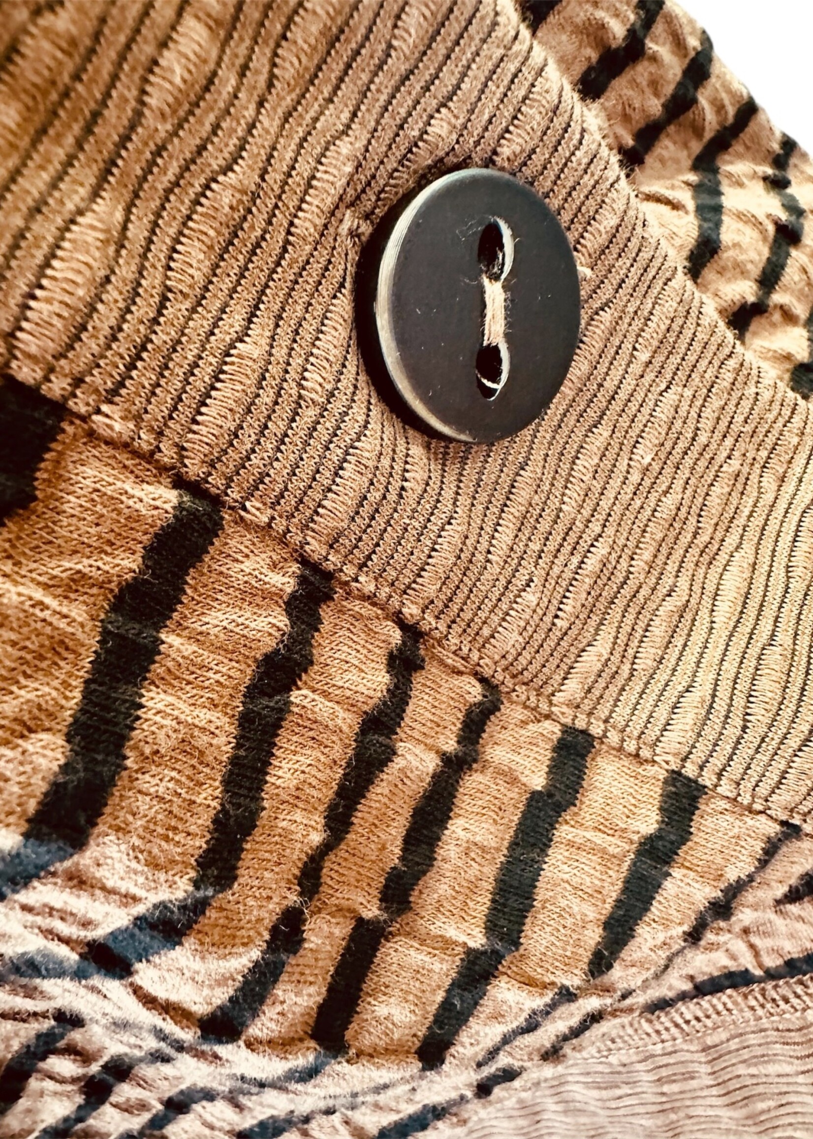 Choco Shirttail Hoodie