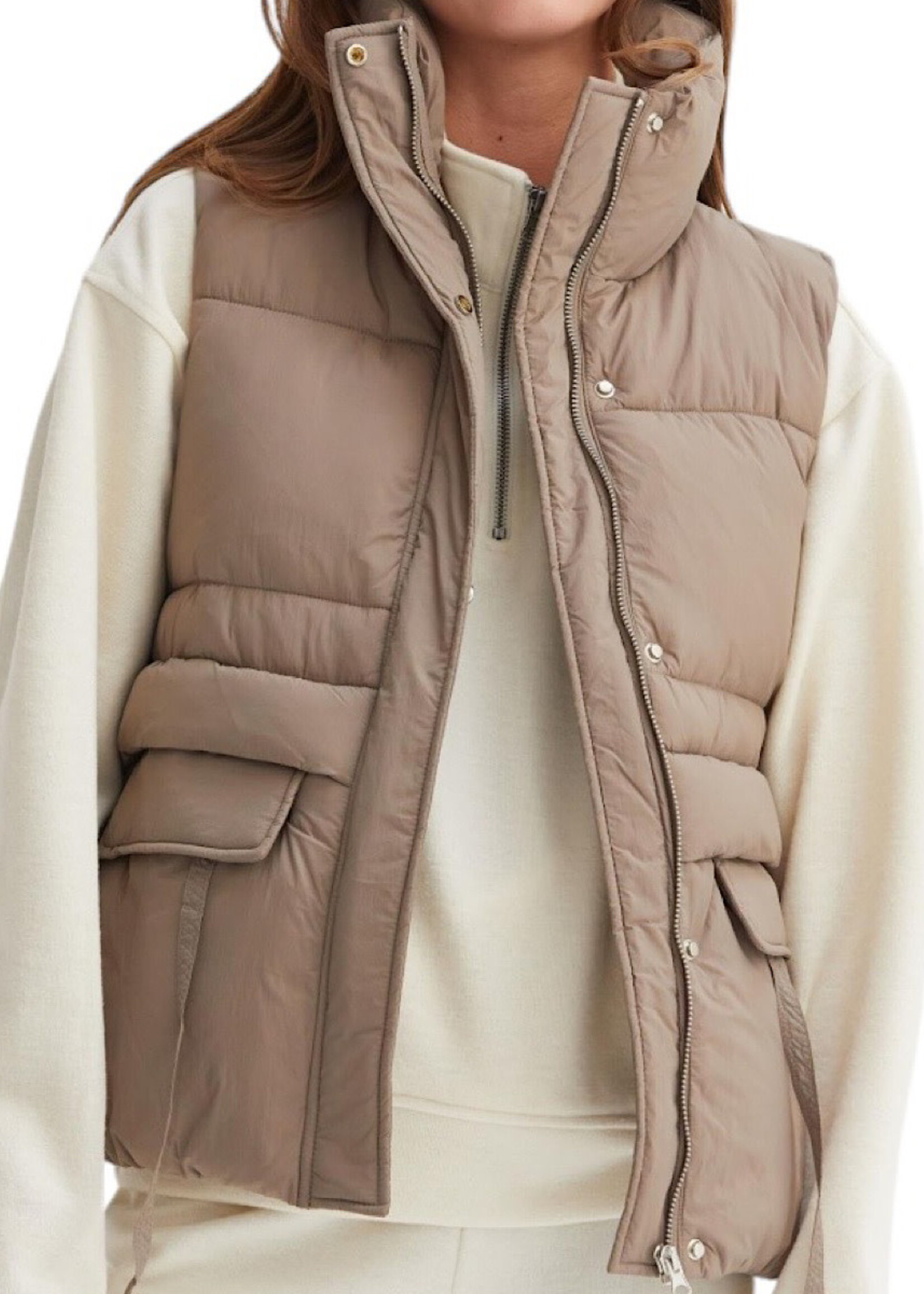 Mushroom Placket Puffer Vest