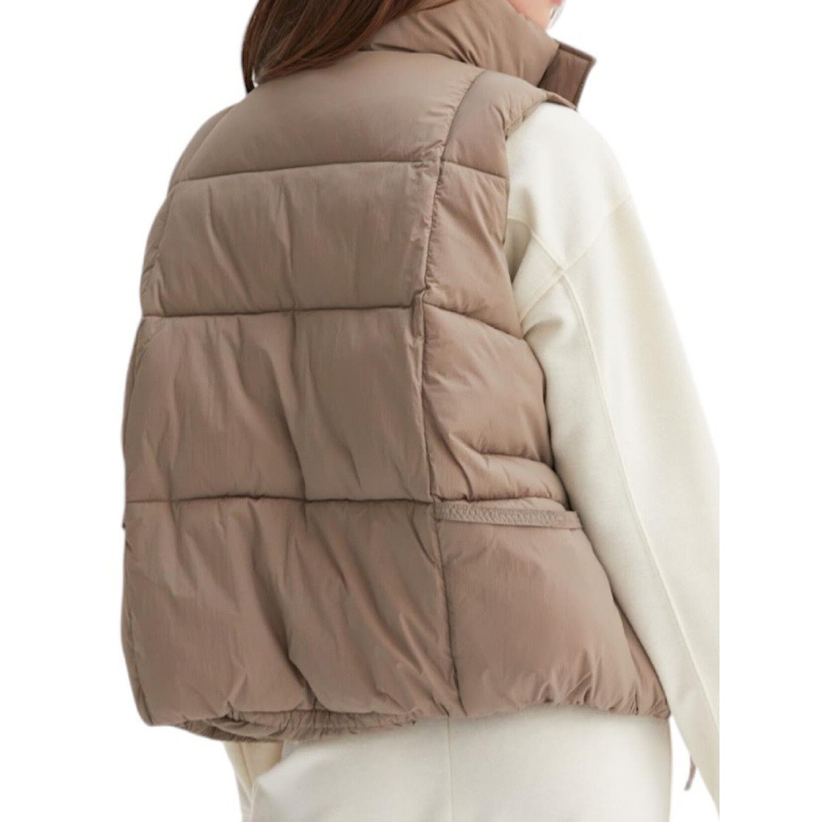 Mushroom Placket Puffer Vest