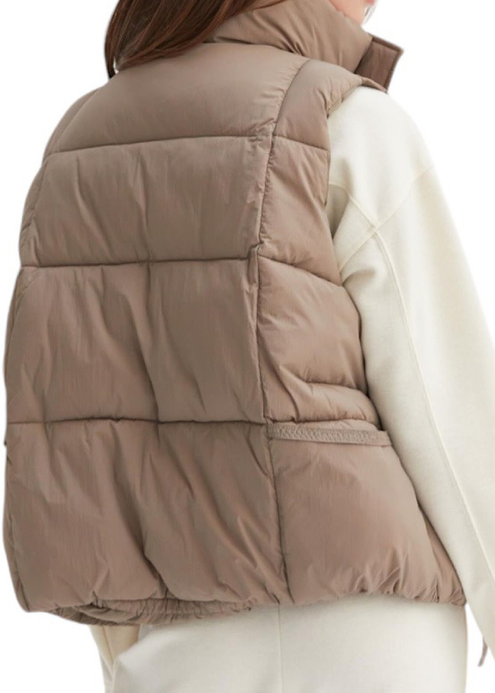 Mushroom Placket Puffer Vest