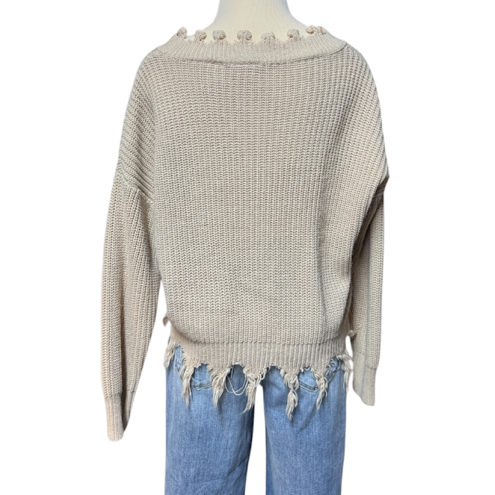 Daytrip Beige Frayed Hem Sweater Size Large-RF