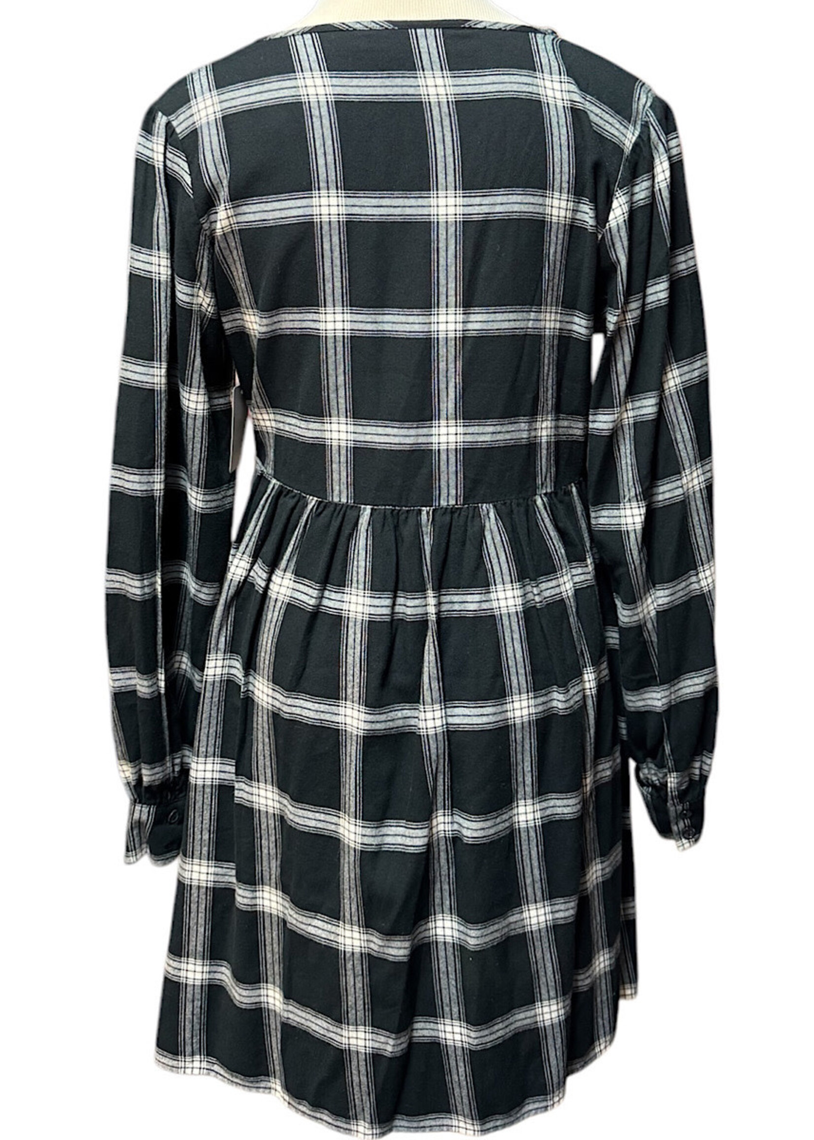 Black and White Plaid Dress Size Small-RF