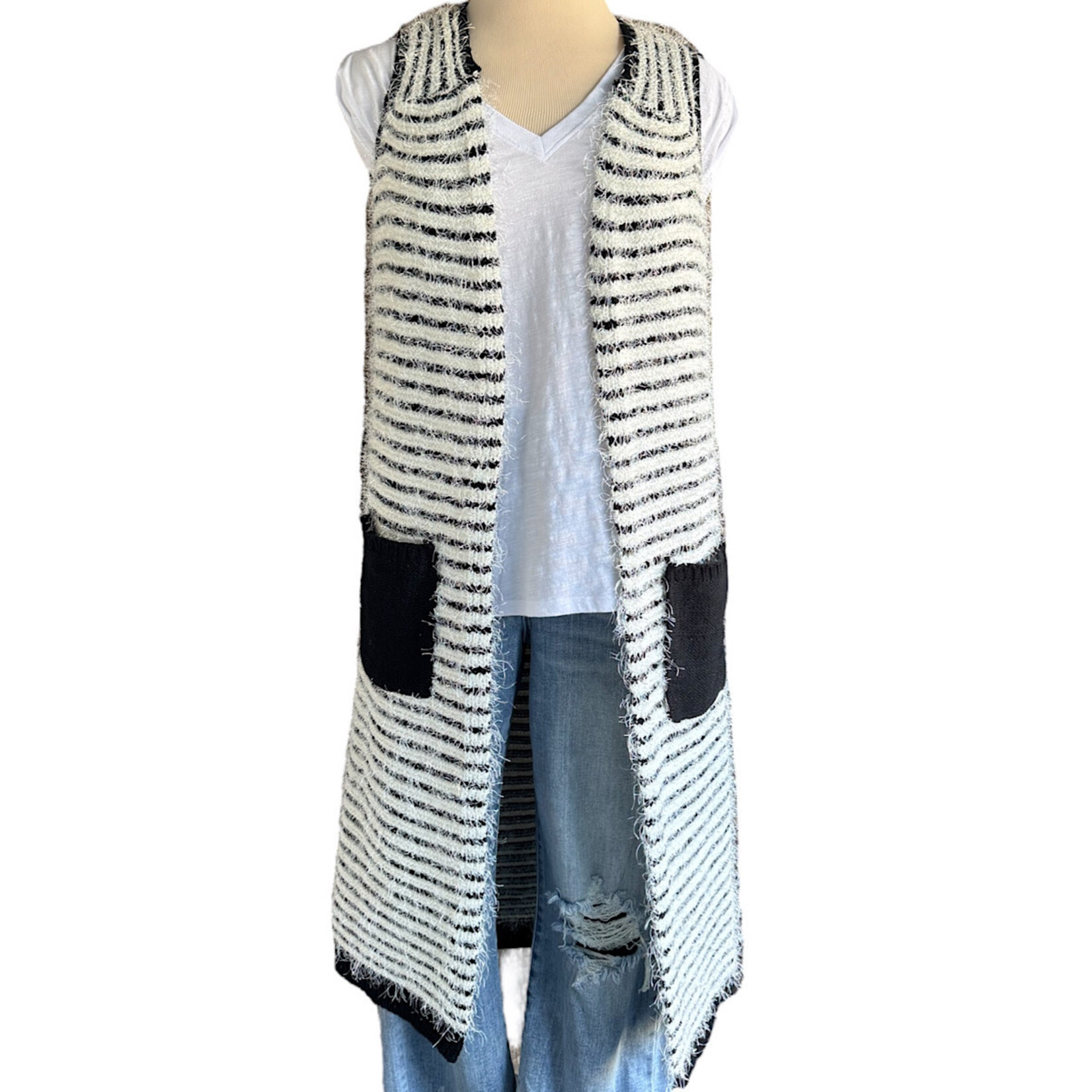 POL Black & White Striped Sleeveless Cardigan Size Medium-RF