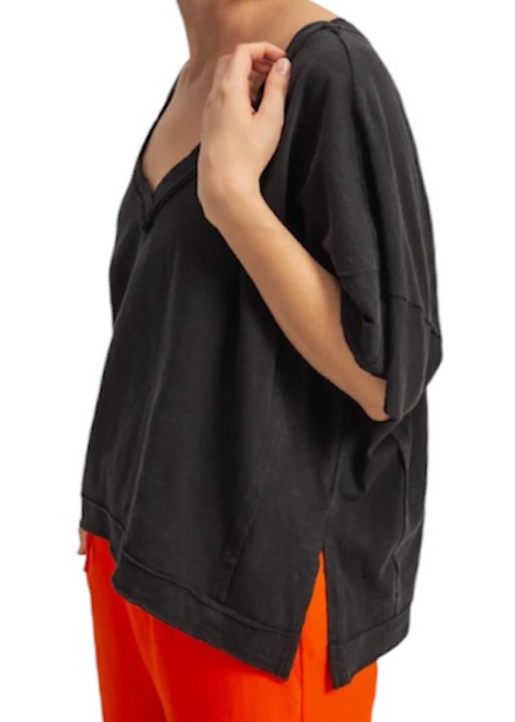 Black V-Neck Raw Edge Oversized T-Shirt