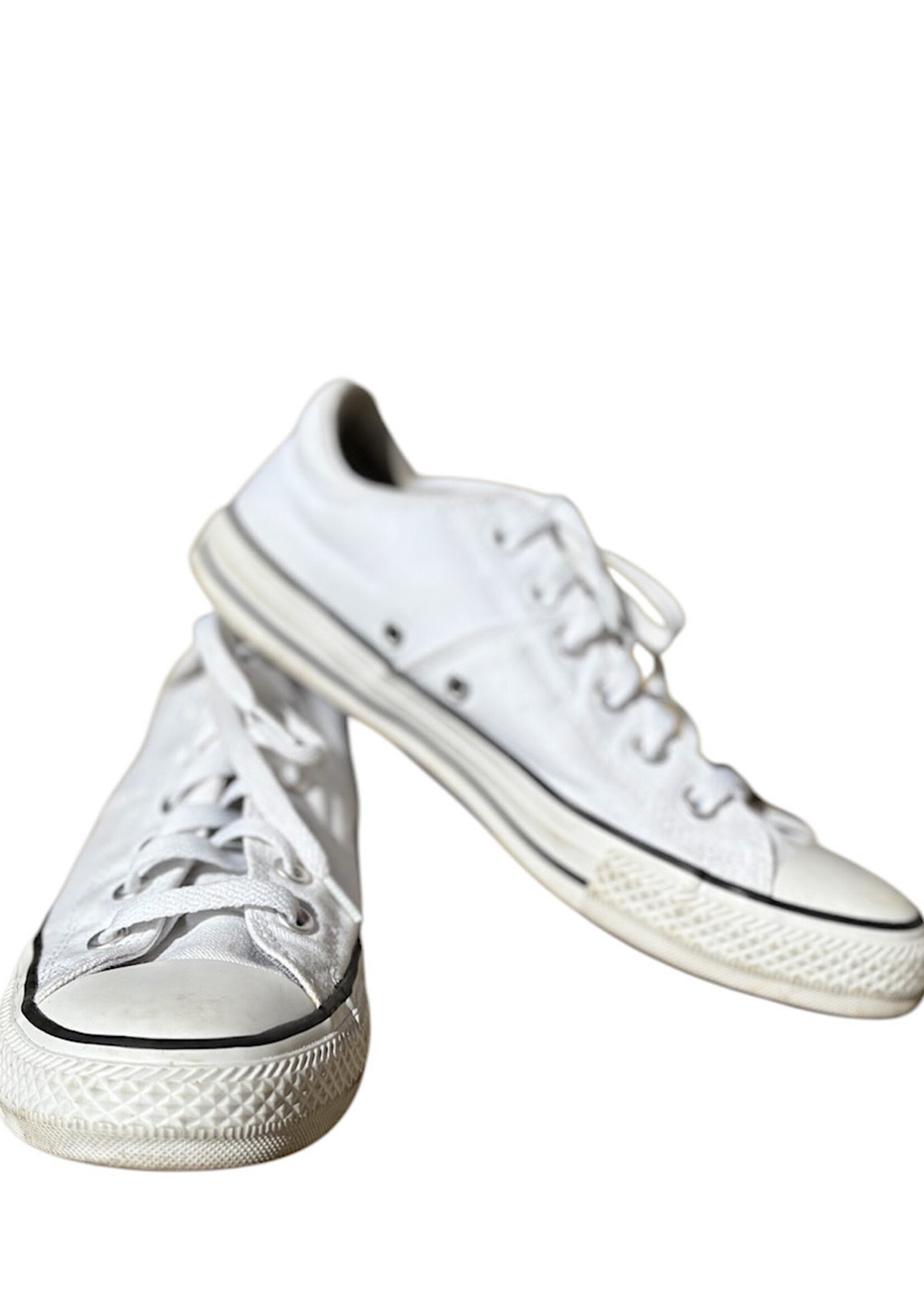 White Converse Low Top Sneakers Size 9-RF