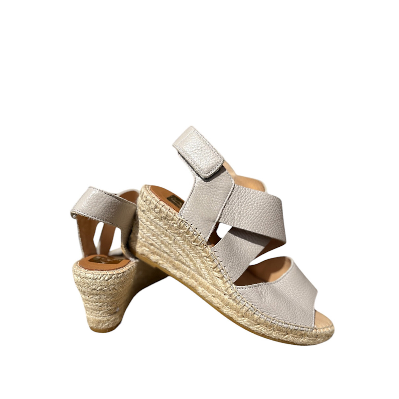 Kanna Espadrilles Taupe Leather Wedge Size 8 -RF