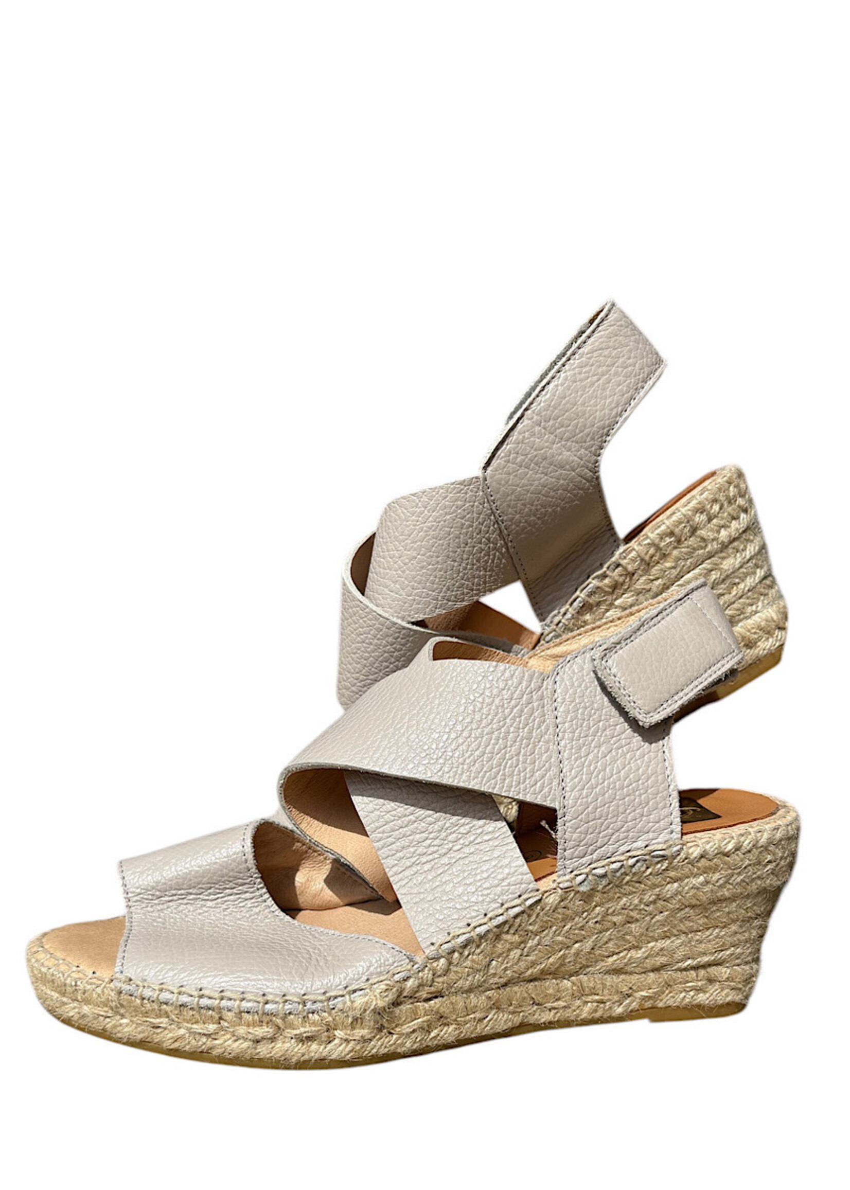 Kanna Espadrilles Taupe Leather Wedge Size 8 -RF