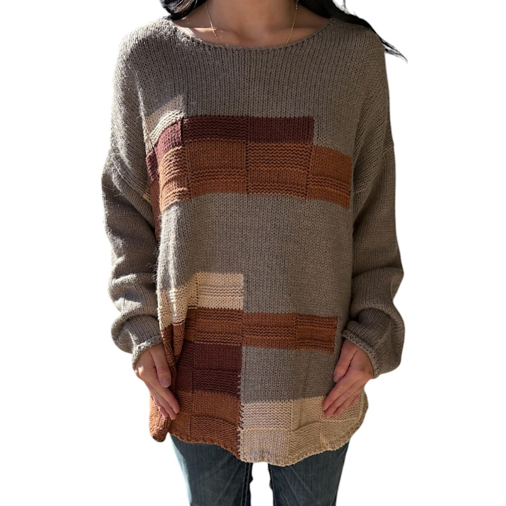 Grey Obstract Print Boat Neck Knit Sweater with Raw Hem