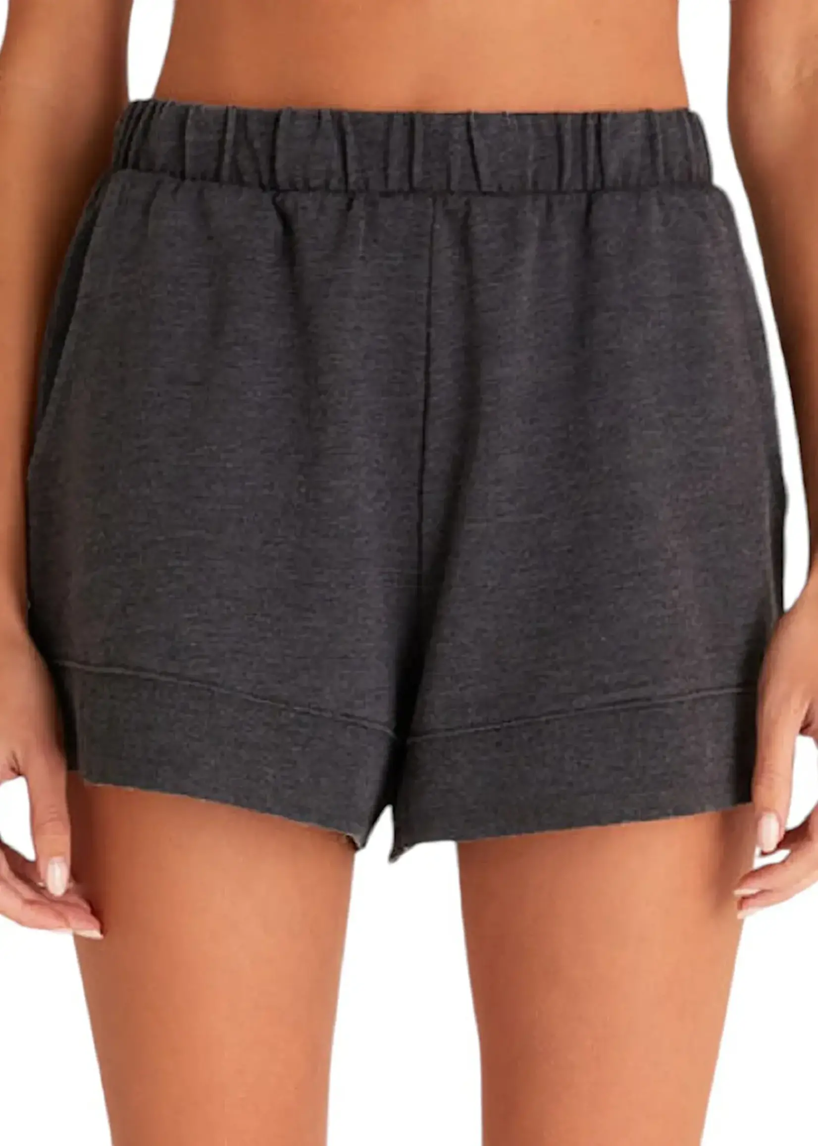 Z Supply Z Supply Ali Weekender Short Black