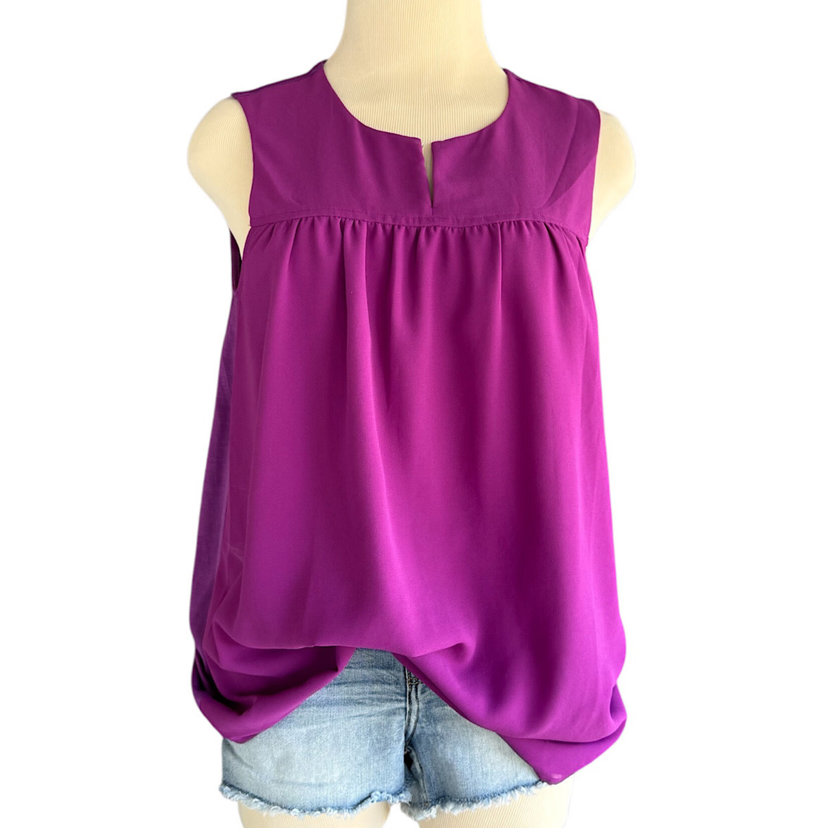 Plum V-Neck Tank Size Large -RF