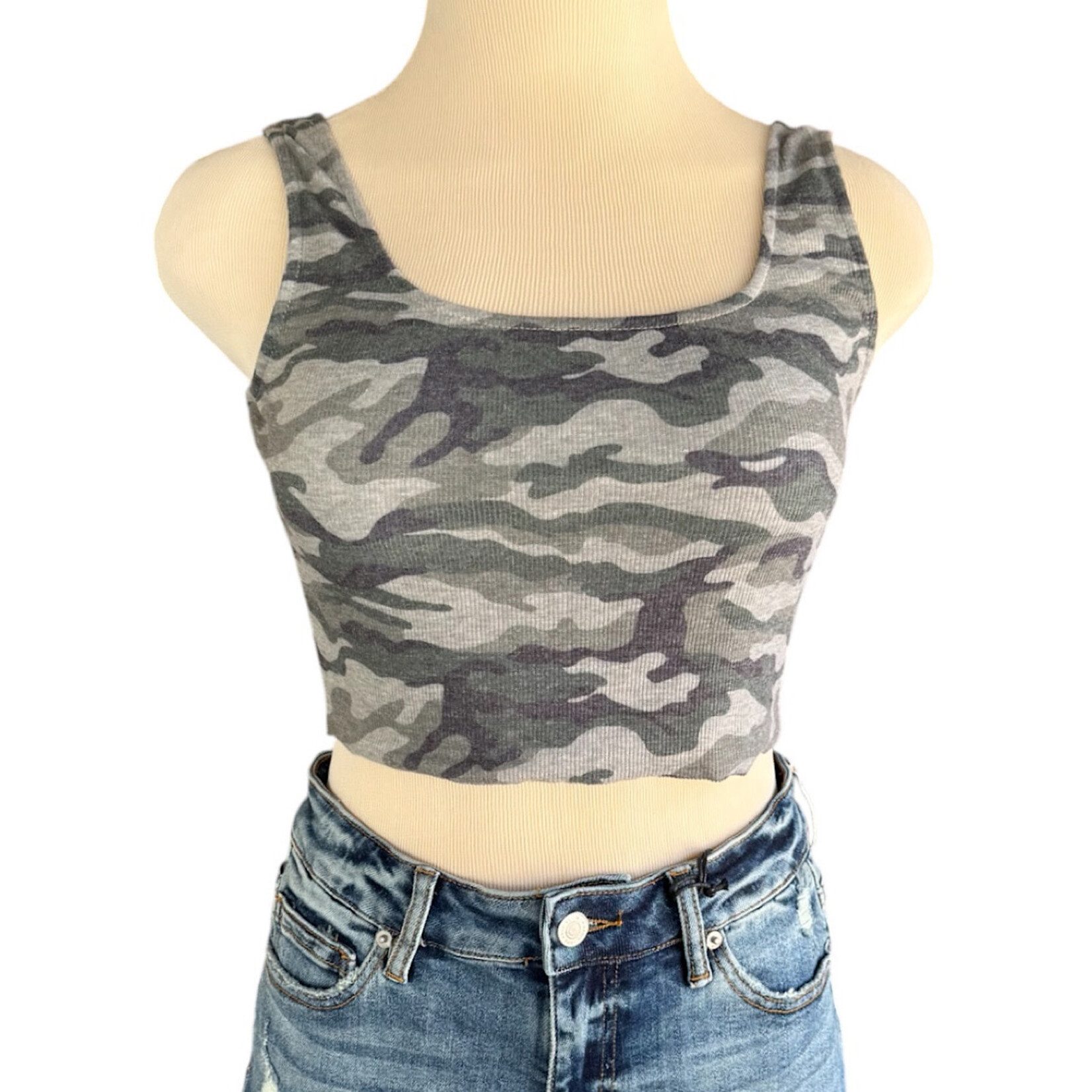 She + Sky Green Camo Cropped Tank Size Small -RF