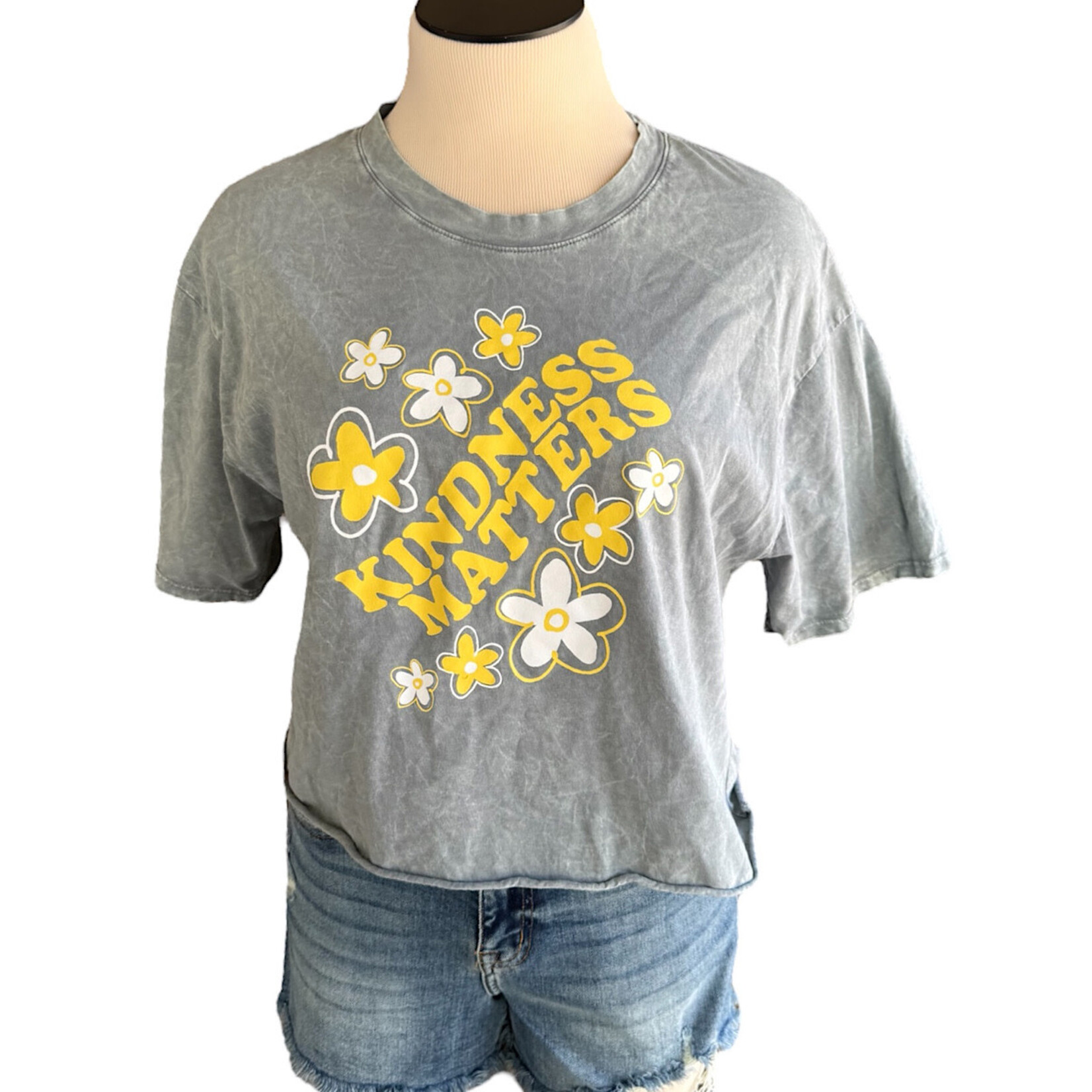 Organic Generation Kindness Matters Grey Graphic Tee Size Medium -RF