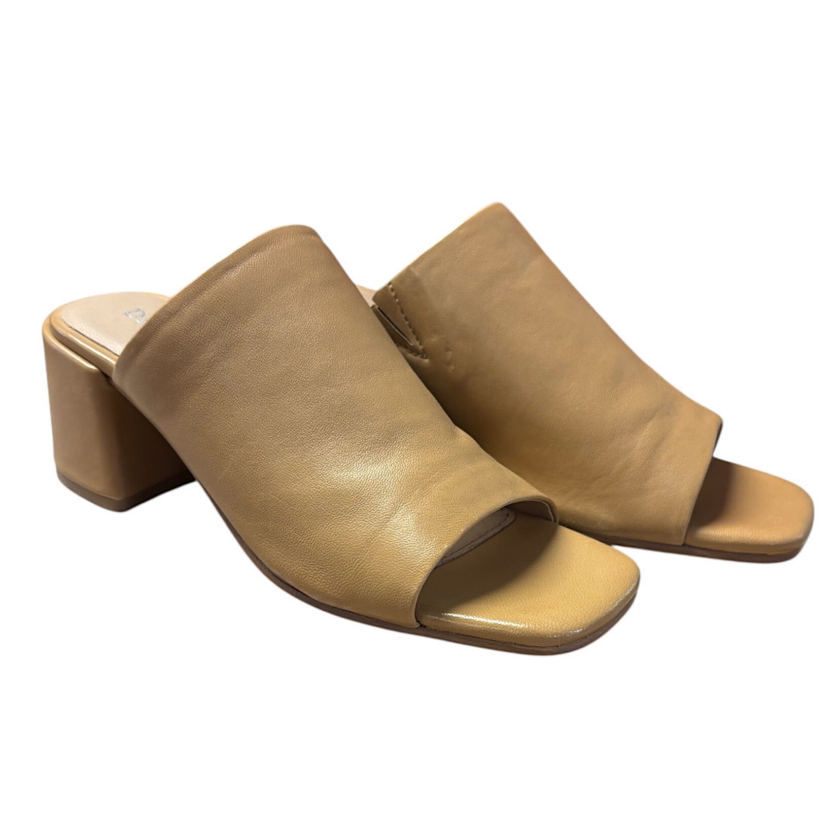 Elm Point Duna Leather Heel