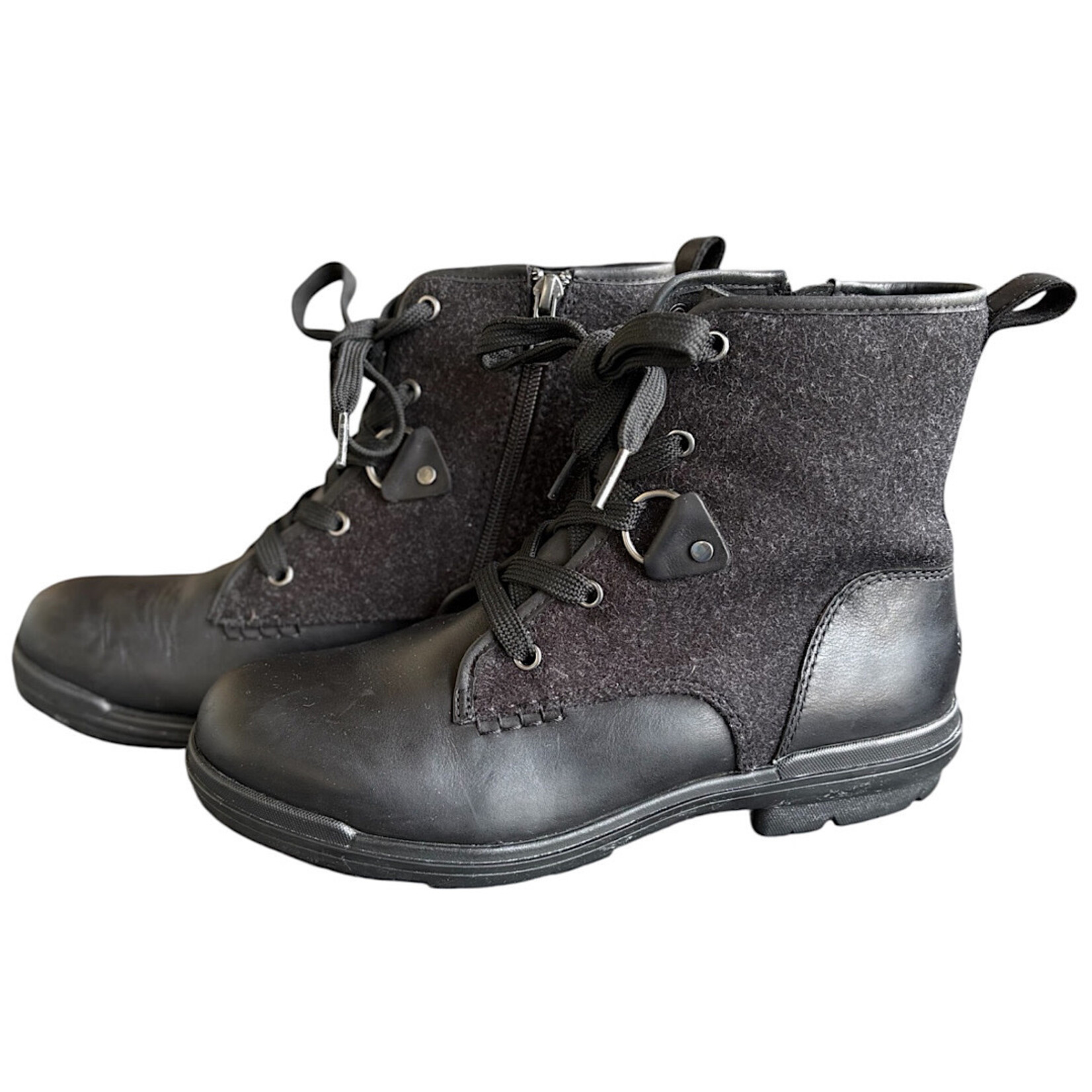 UGG Black Hapsburg Hiker Boot Size 9-RF