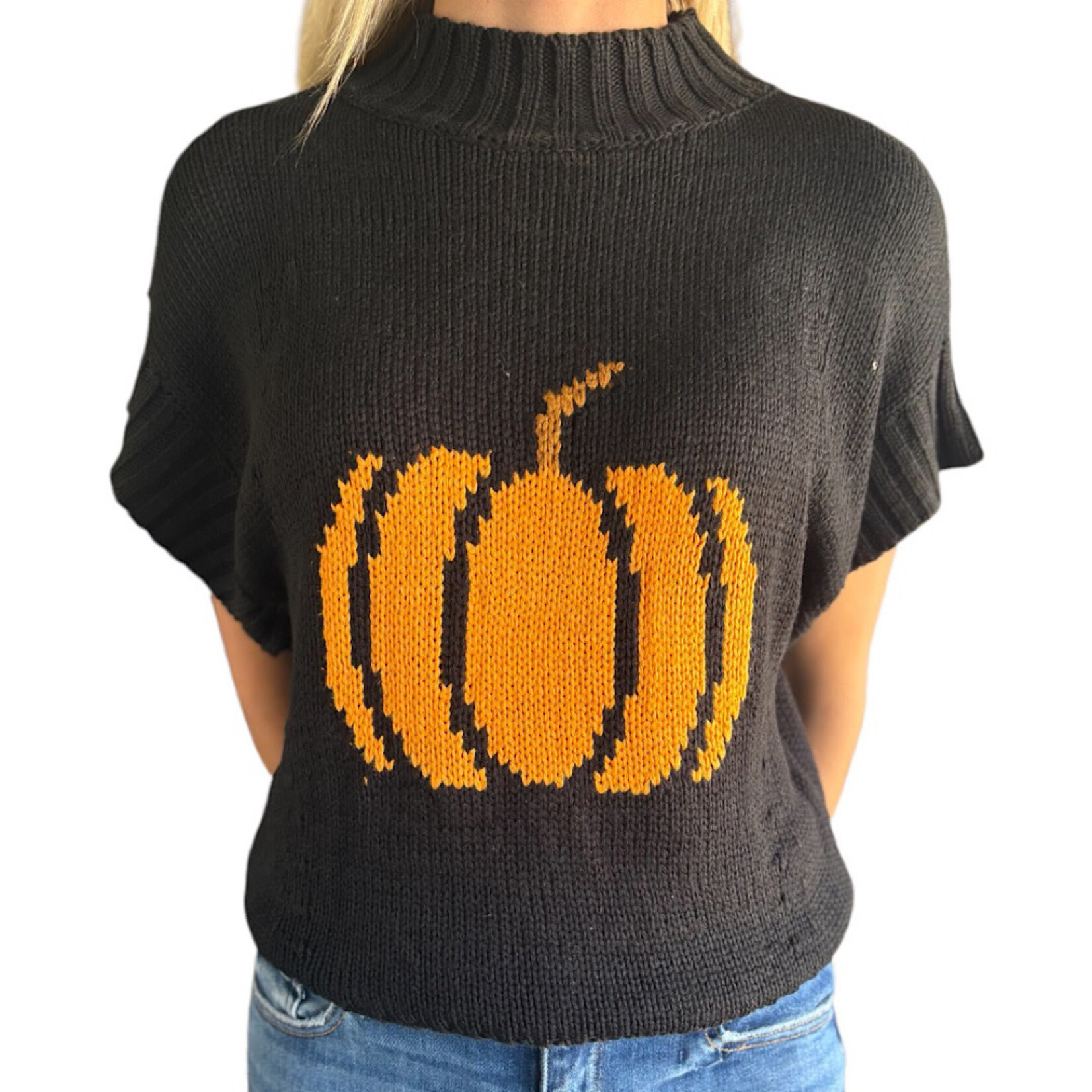 Black Sleeveless Sweater with Pumpkin