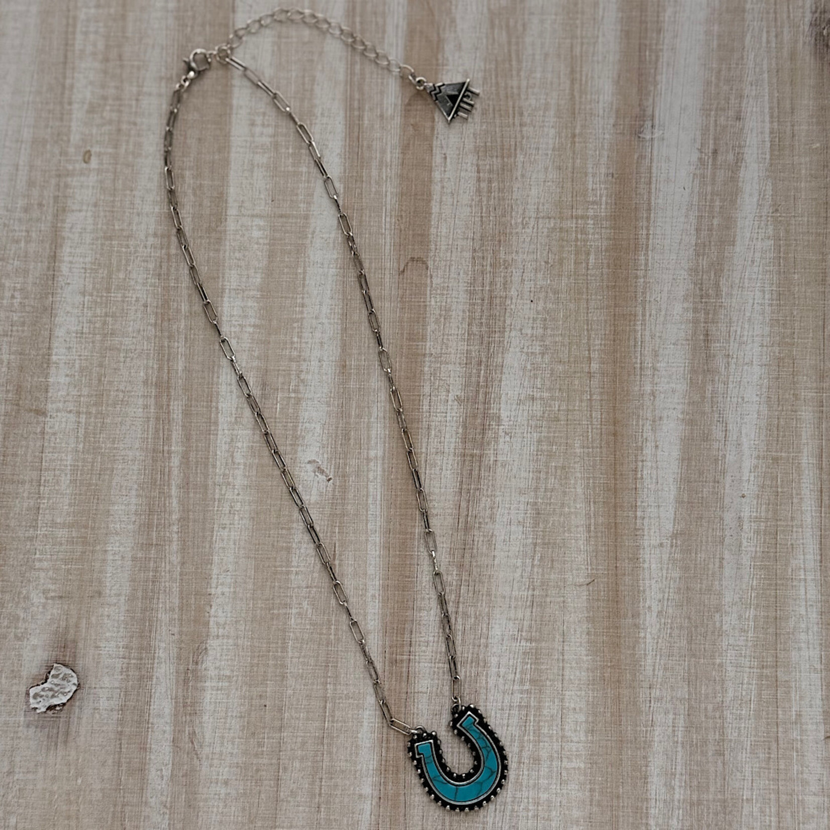 Turquois Horse Shoe Pendant Necklace
