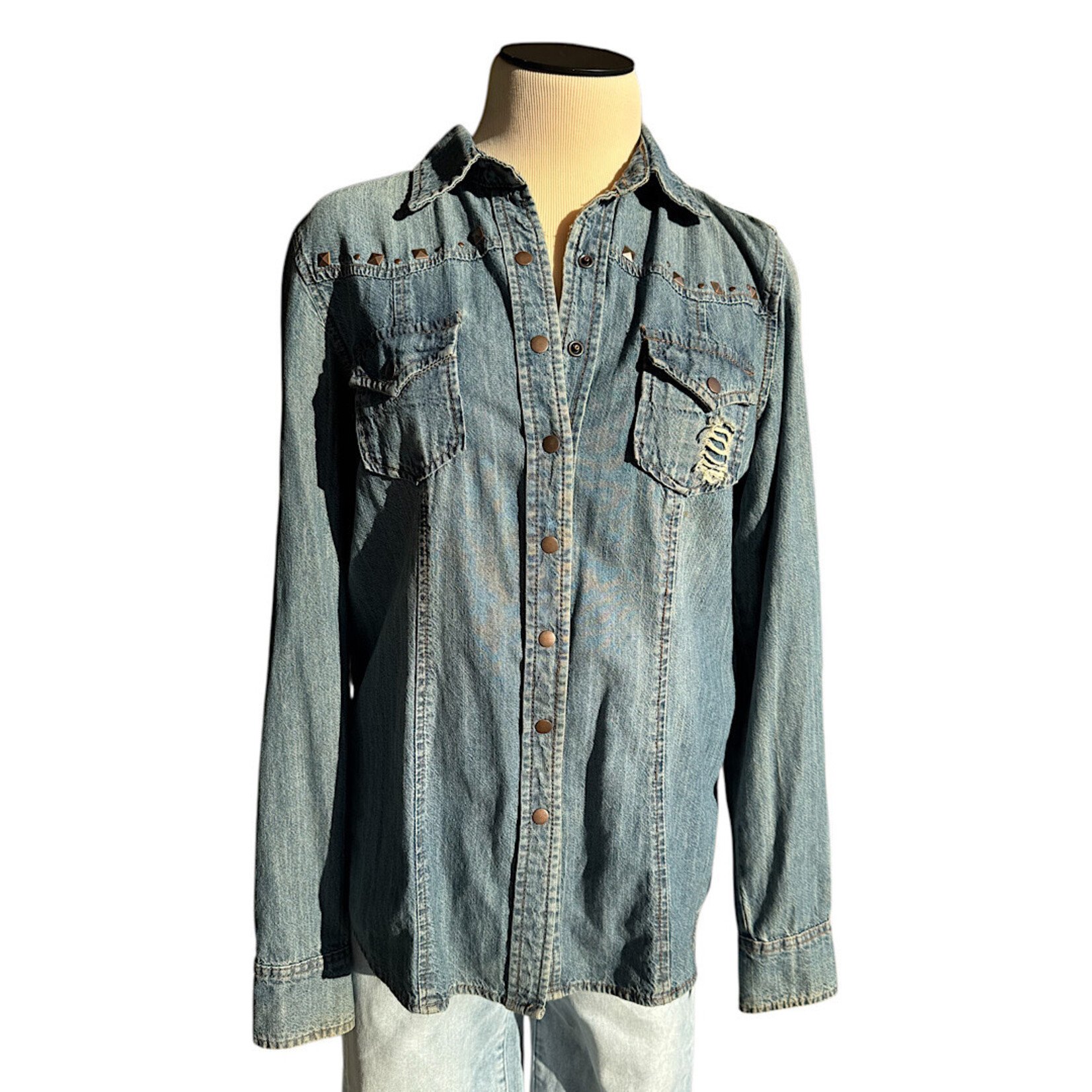 Cruel Cruel Long Sleeve Denim Button Down Size Large -RF