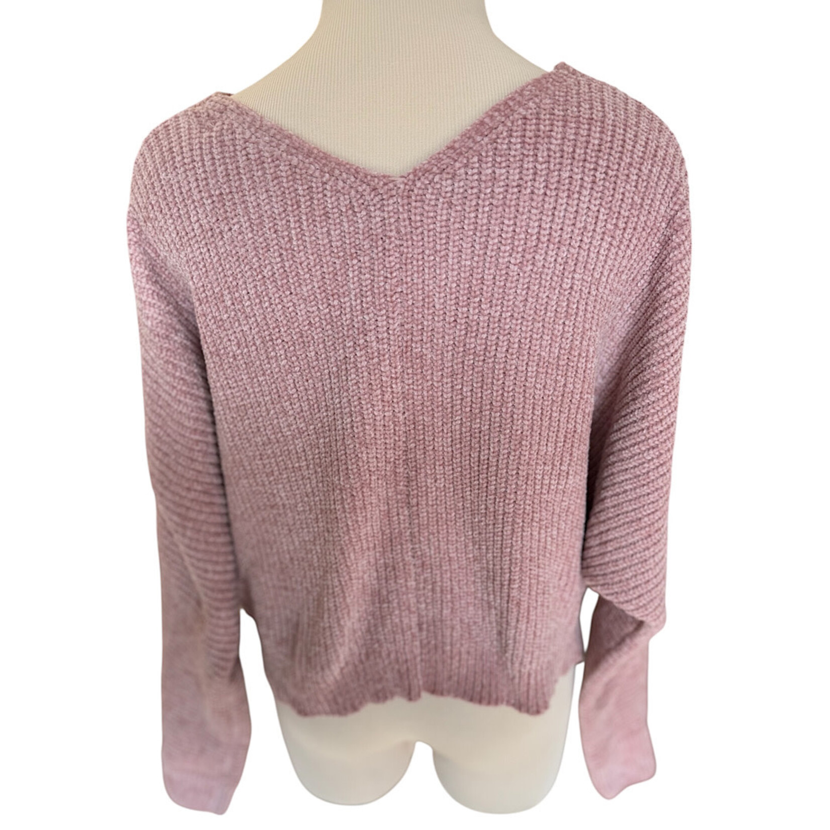 Rose V-Neck Ribbed Long Sleeve Sweater Size Medium- RF