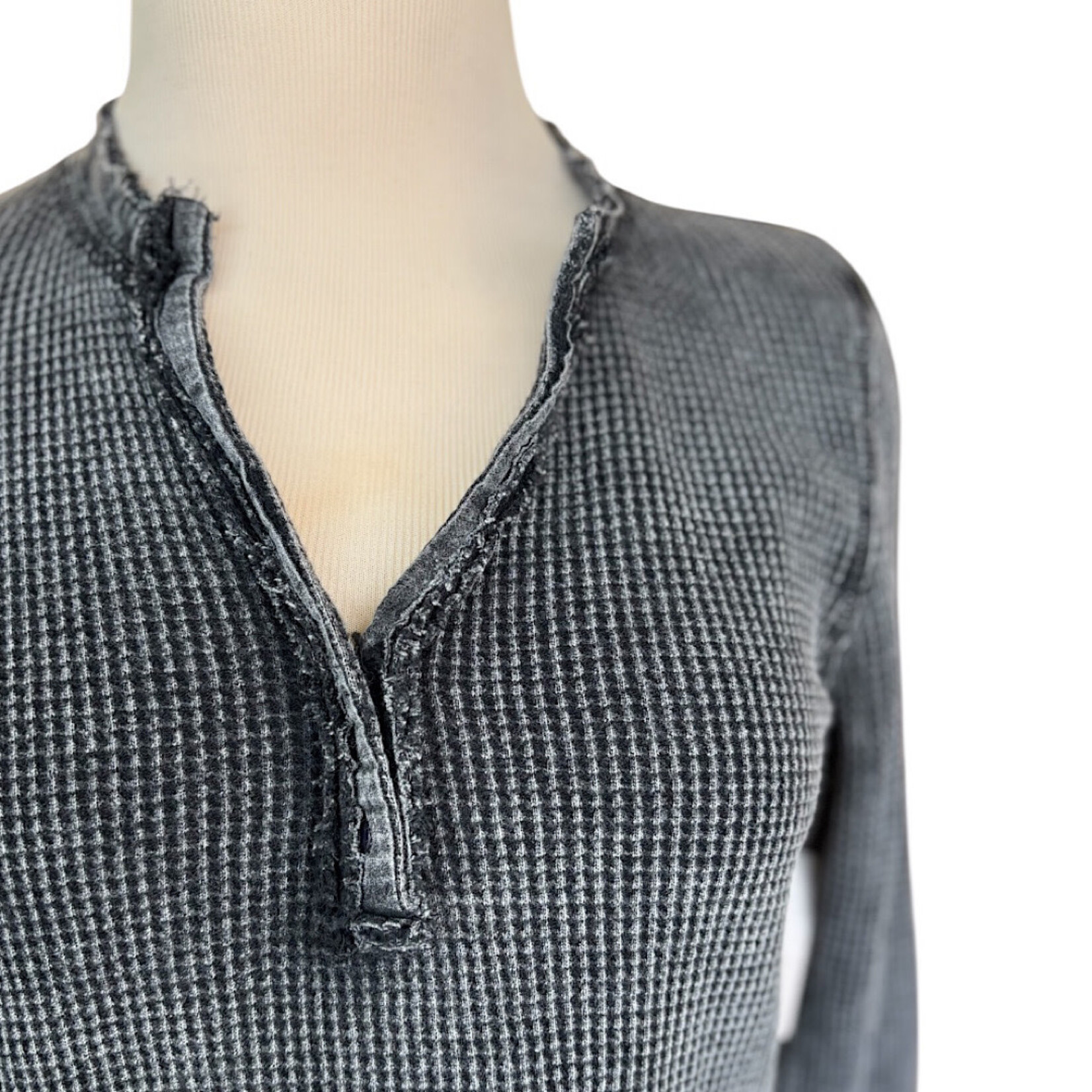 Mono B Black Mineral Wash Waffle Knit Long Sleeve Top Size Small-RF