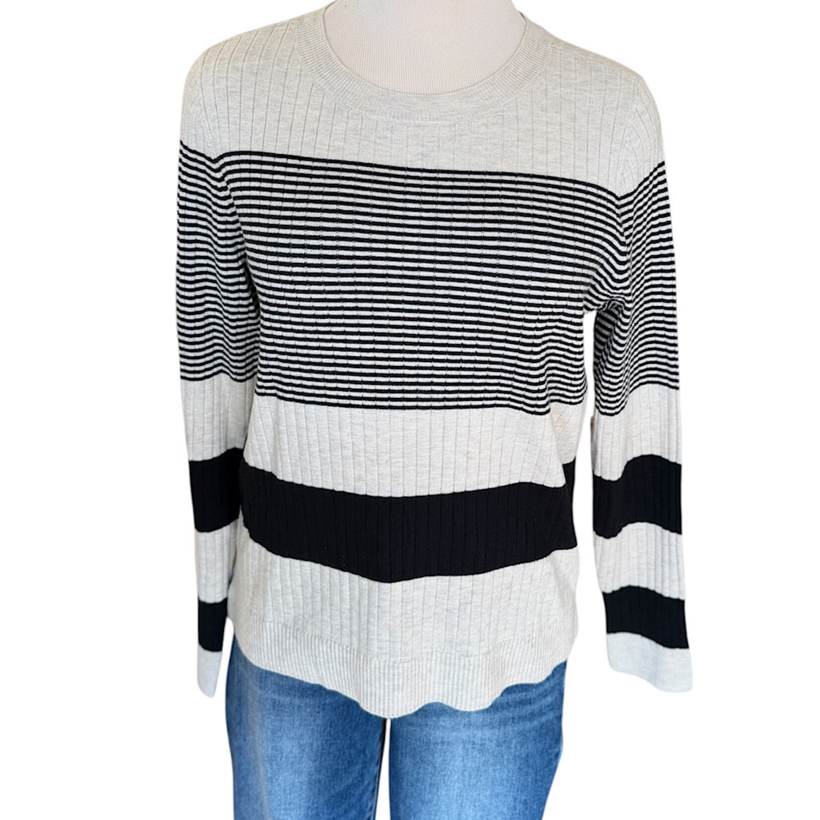 Taupe Ribbed With Black Detail Long Sleeve Sweater Size Small-RF