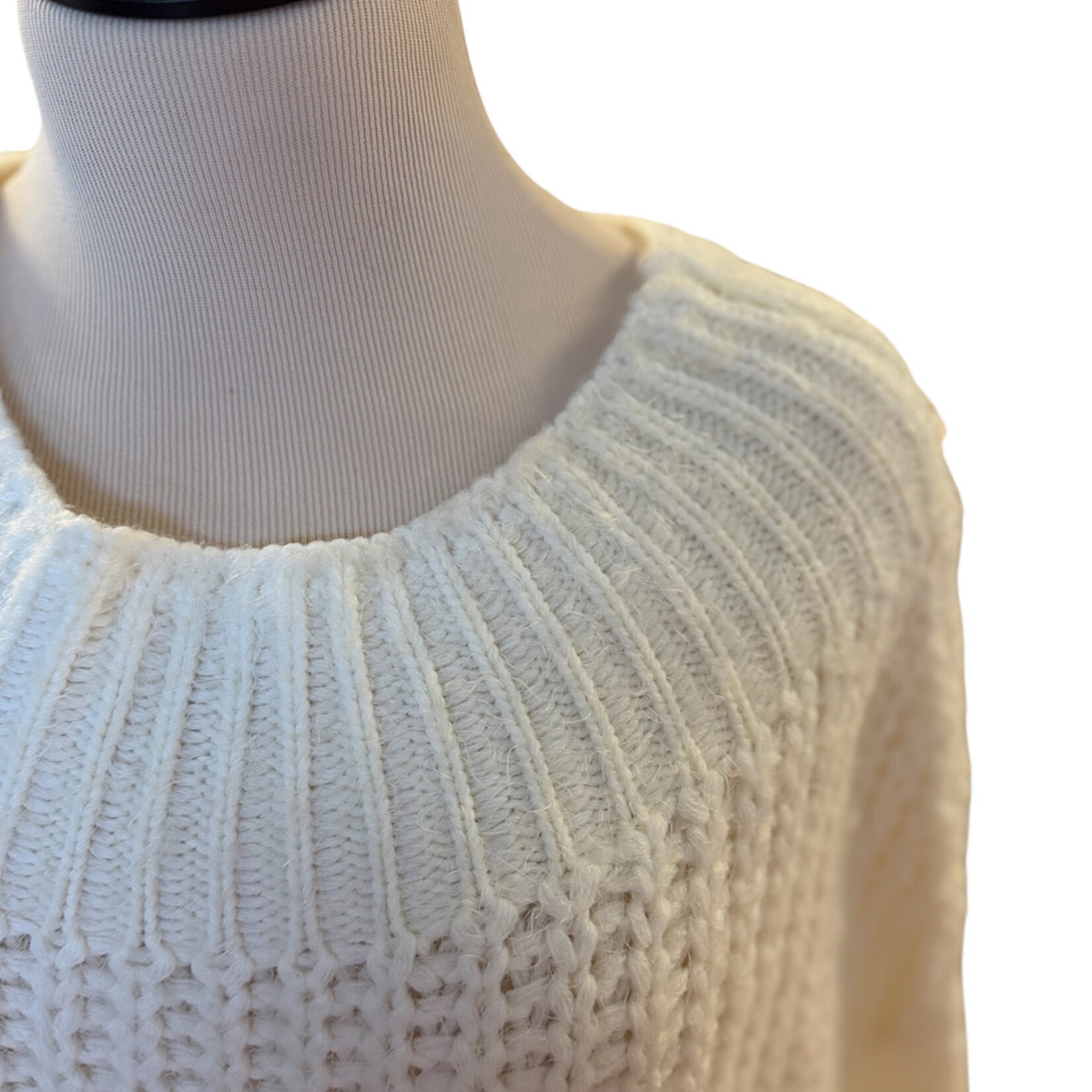 Cream Cowl Neck Ribbed Long Sleeve Sweater Size S/M- RF