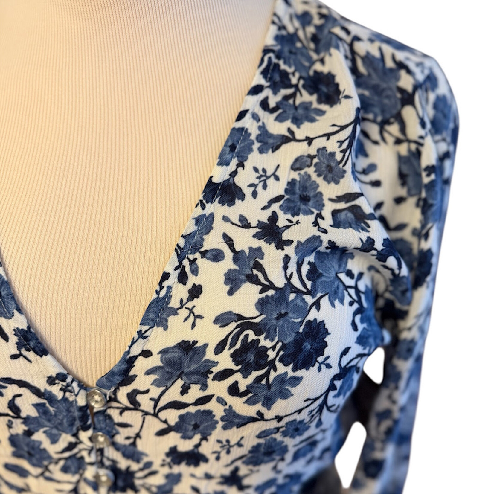Navy Mix Floral Front Button With Tie Long Sleeve Blouse Size Small- RF