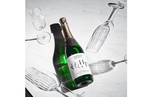 Noughty Sparkling White