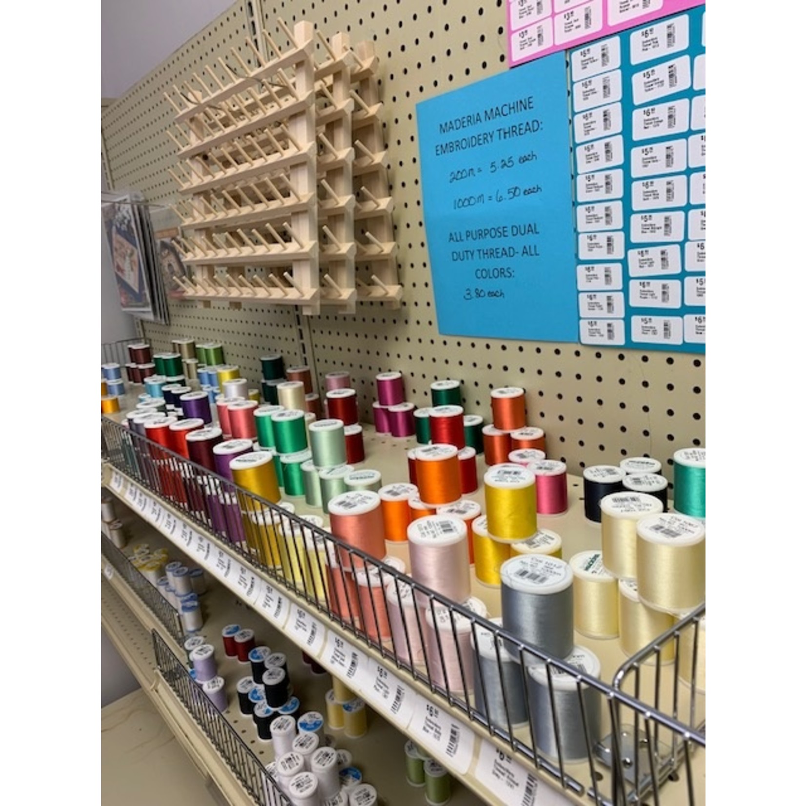 Coats and Clark THREAD- Machine Quilting